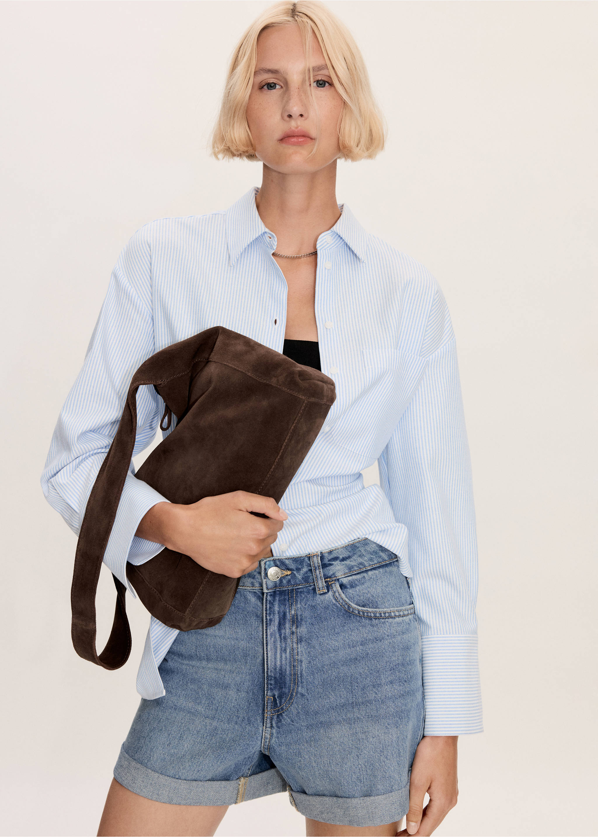 High-waisted mom-fit denim shorts - Medium plane, Medium Blue. Ref: 77050572-00.