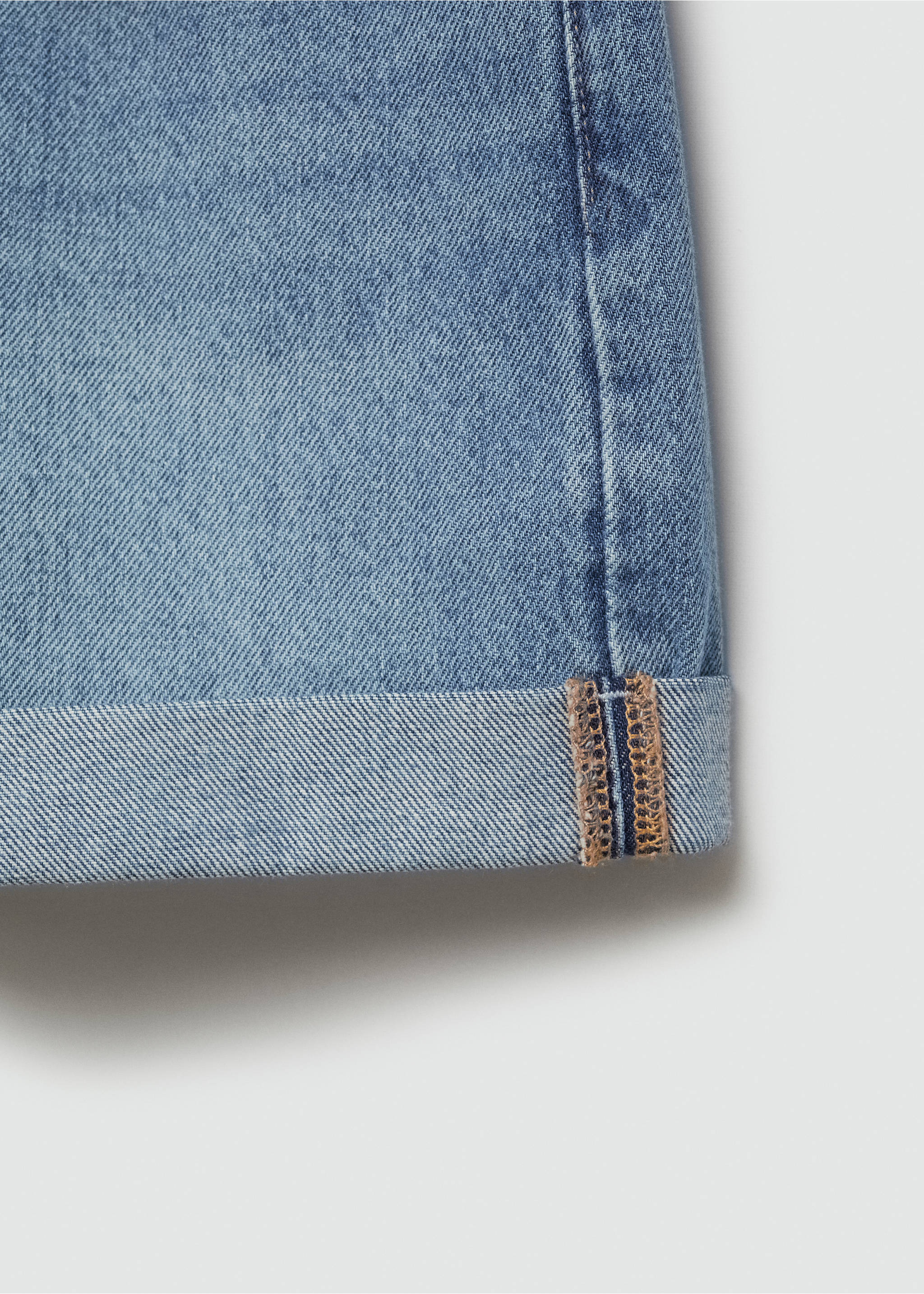 High-waisted mom-fit denim shorts - Details of the article 0, Medium Blue. Ref: 77050572-00.