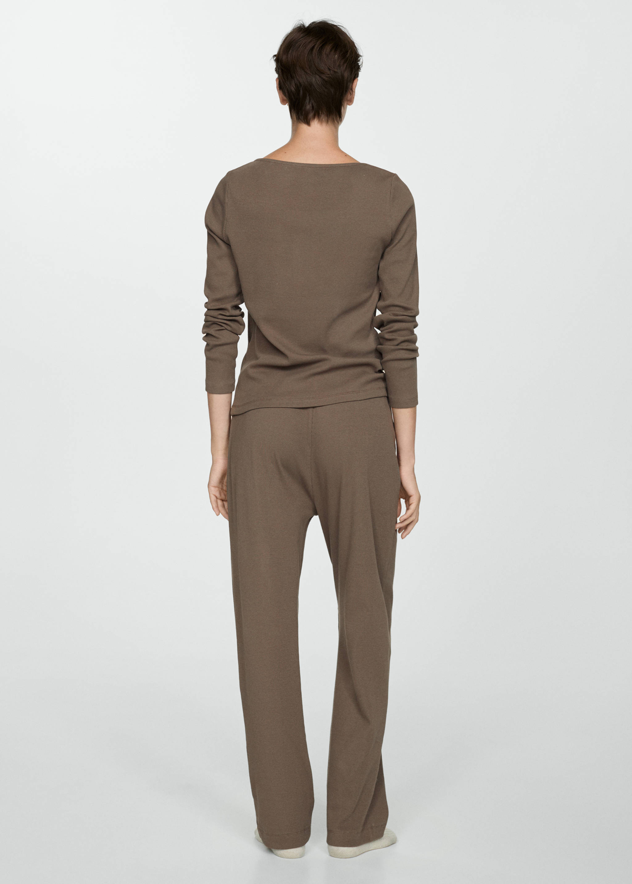 Two-piece cotton pyjamas - Reverse of the article