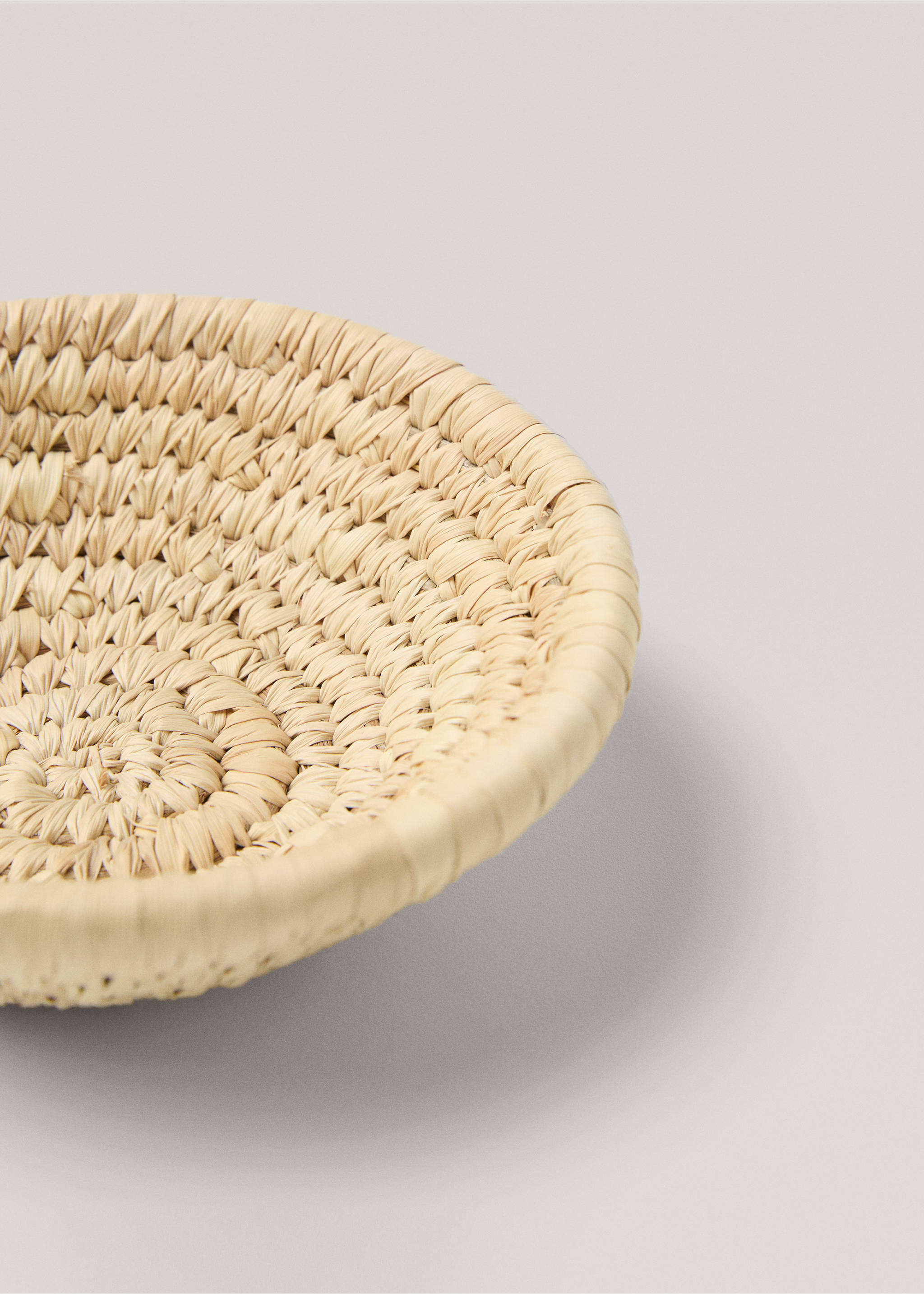 Round natural fibre tray - Details of the article 1, Sand. Ref: 77050580-00.