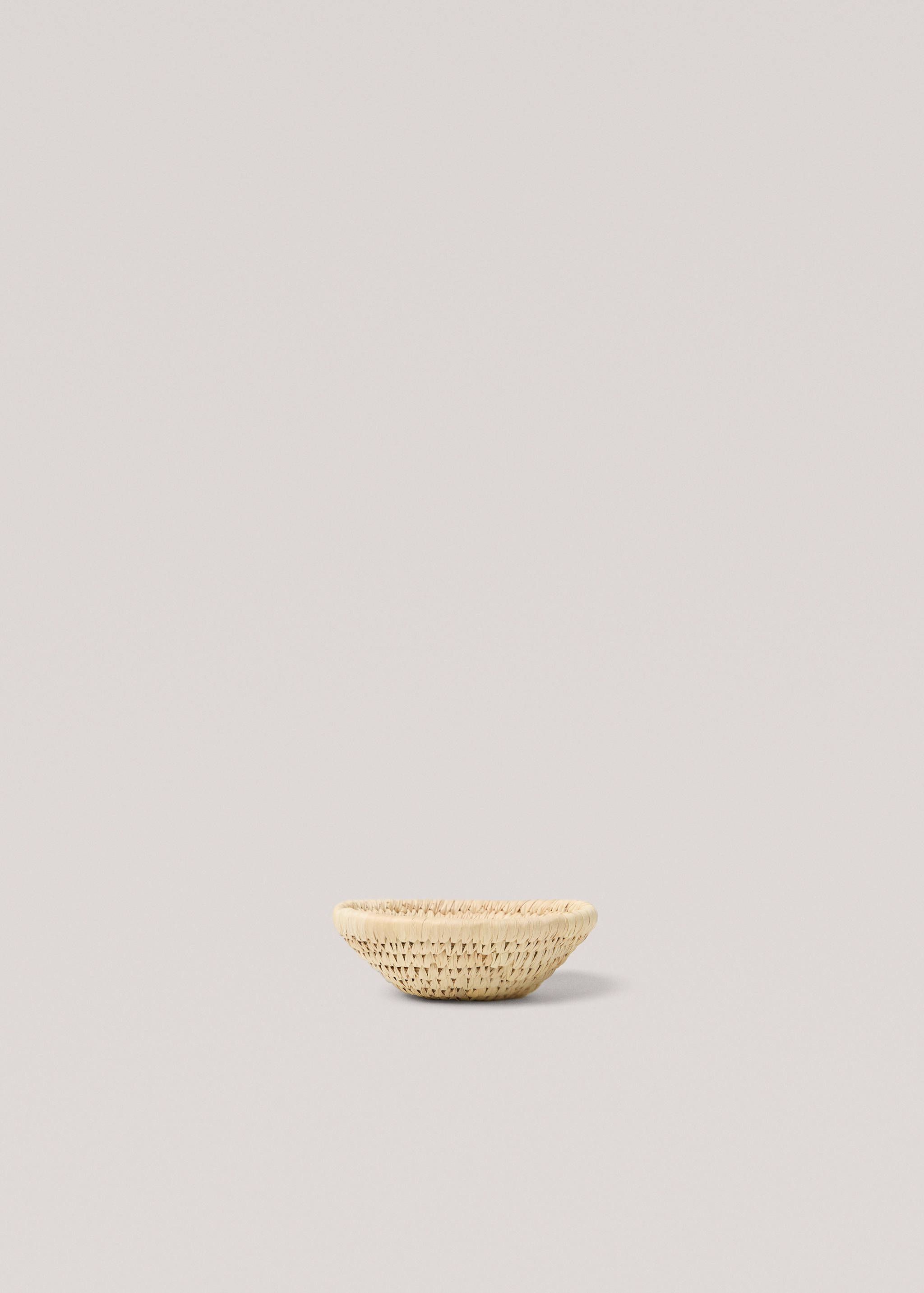 Round natural fibre tray - Article without model