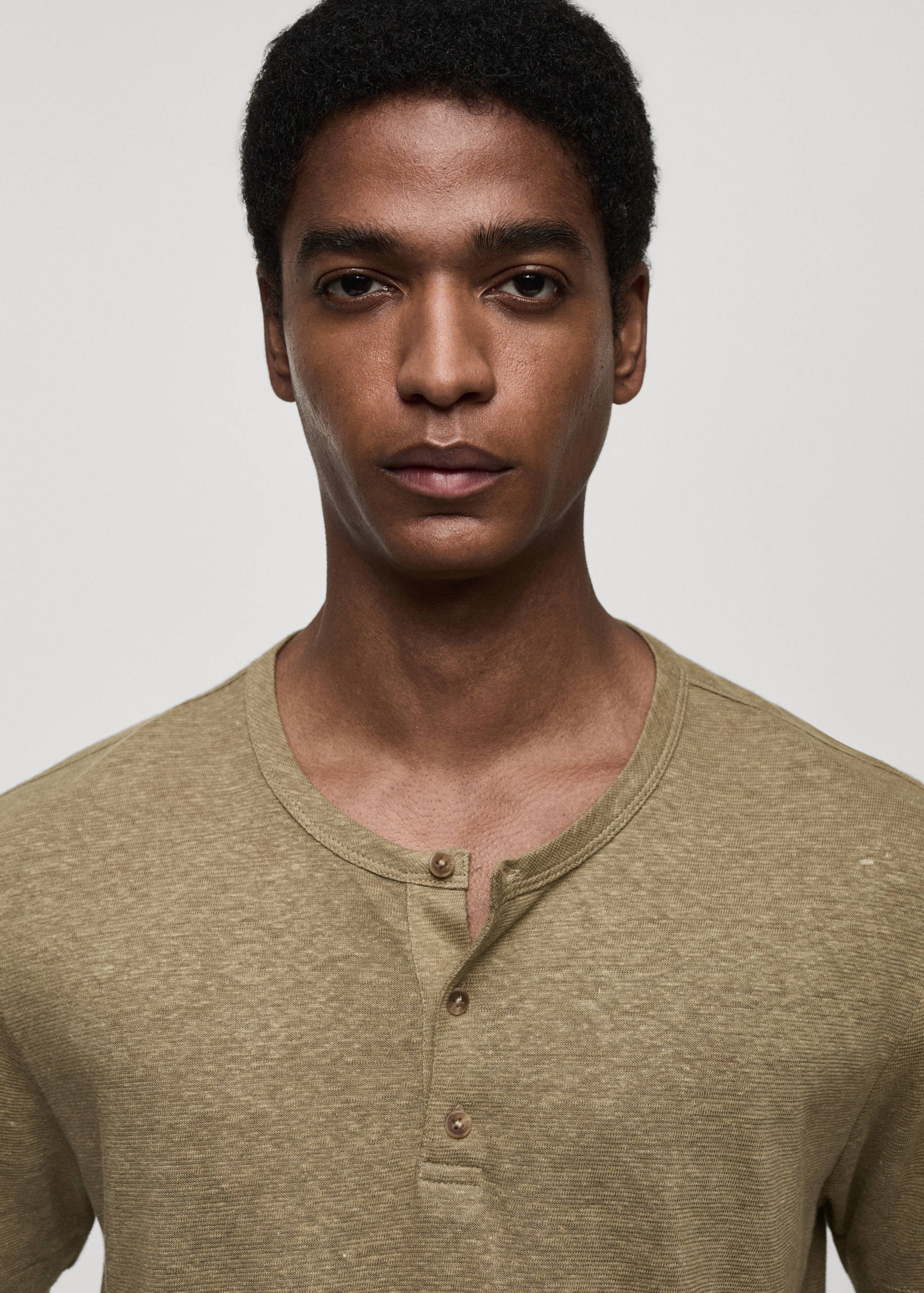 Slim fit lenkeverék póló - A termék adatai 1