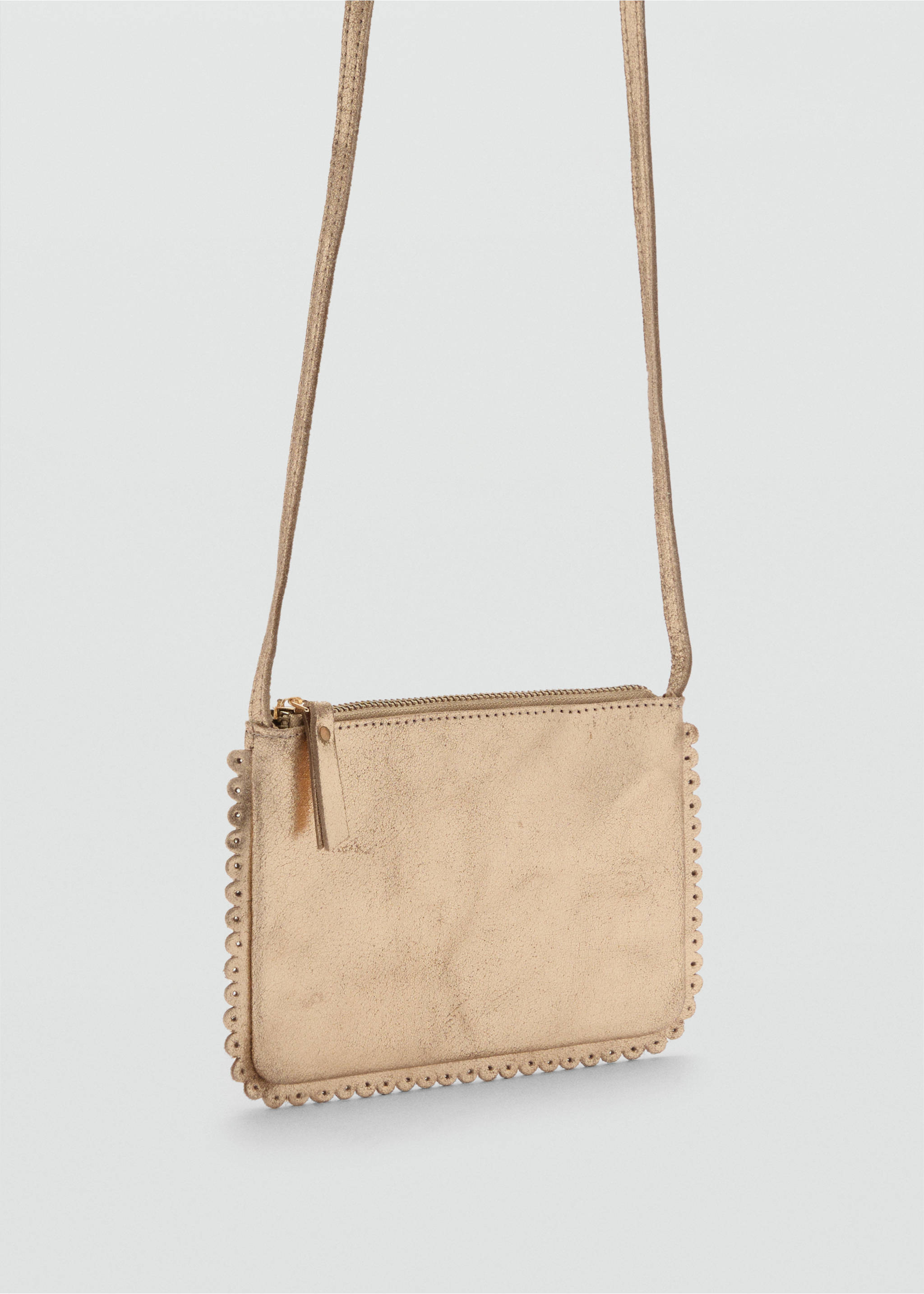 Malá kabelka metalizovaná - Náhled ve středové rovině, Zlatá. Ref: 77050602-00.