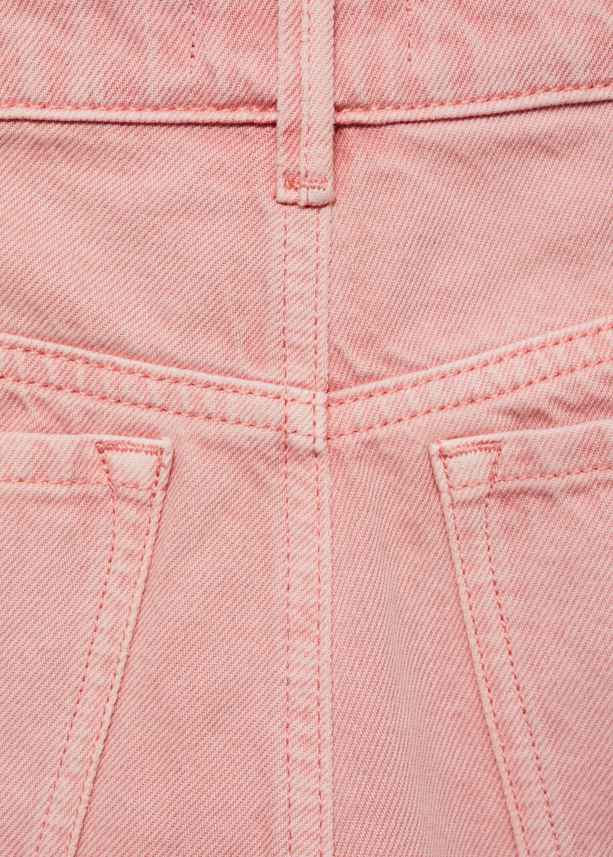 Jeansshorts mit ausgefranstem Saum - Detail des Artikels 0