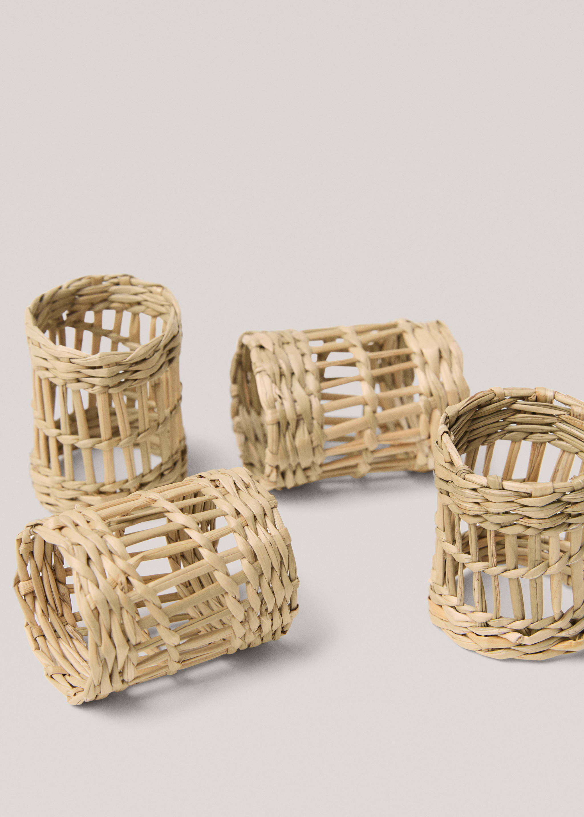 4er-Pack Servillettenringe aus Naturfasern 4 x 5 cm - Detail des Artikels 1