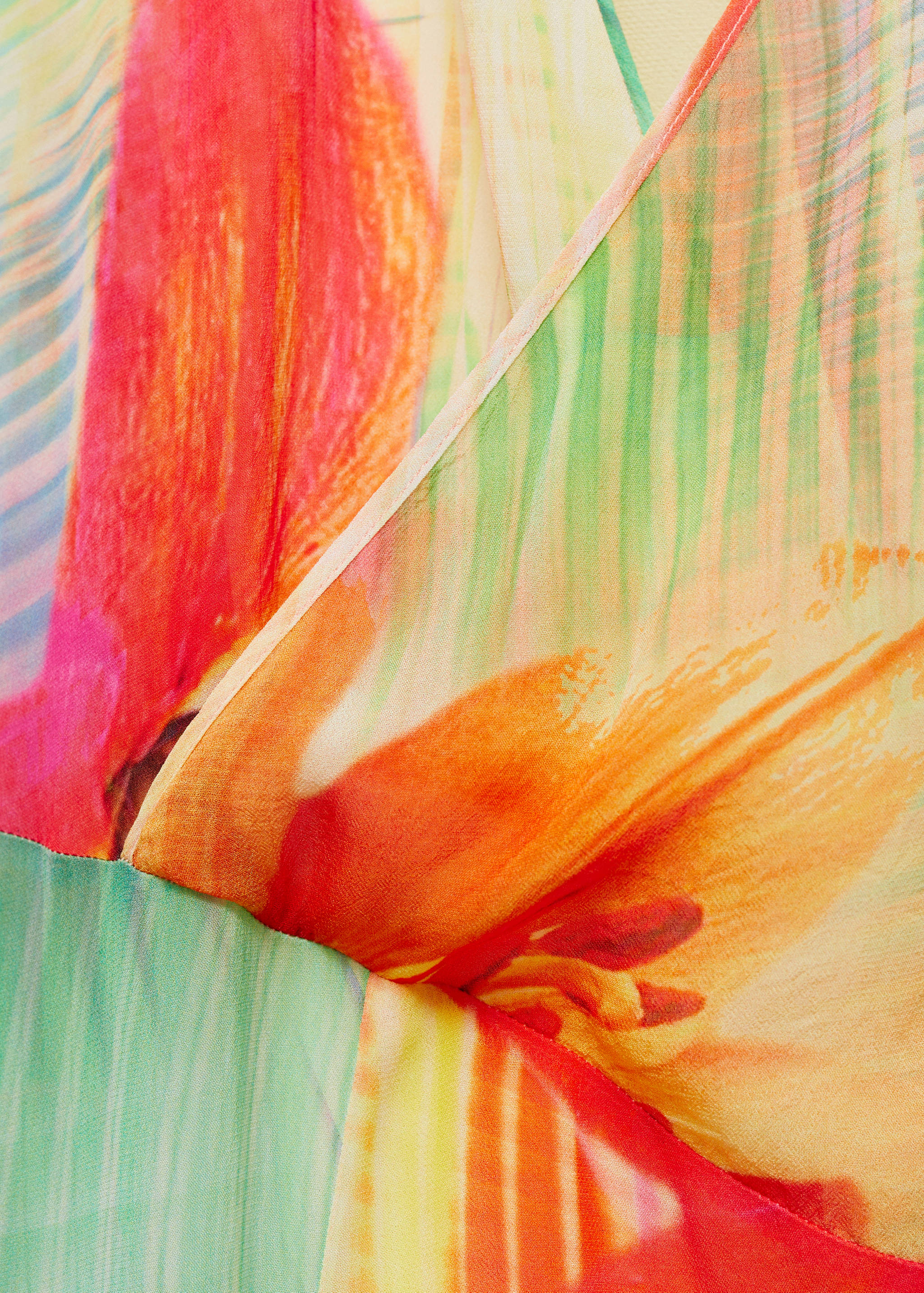 Gemustertes Kleid mit asymmetrischem Saum - Detail des Artikels 8