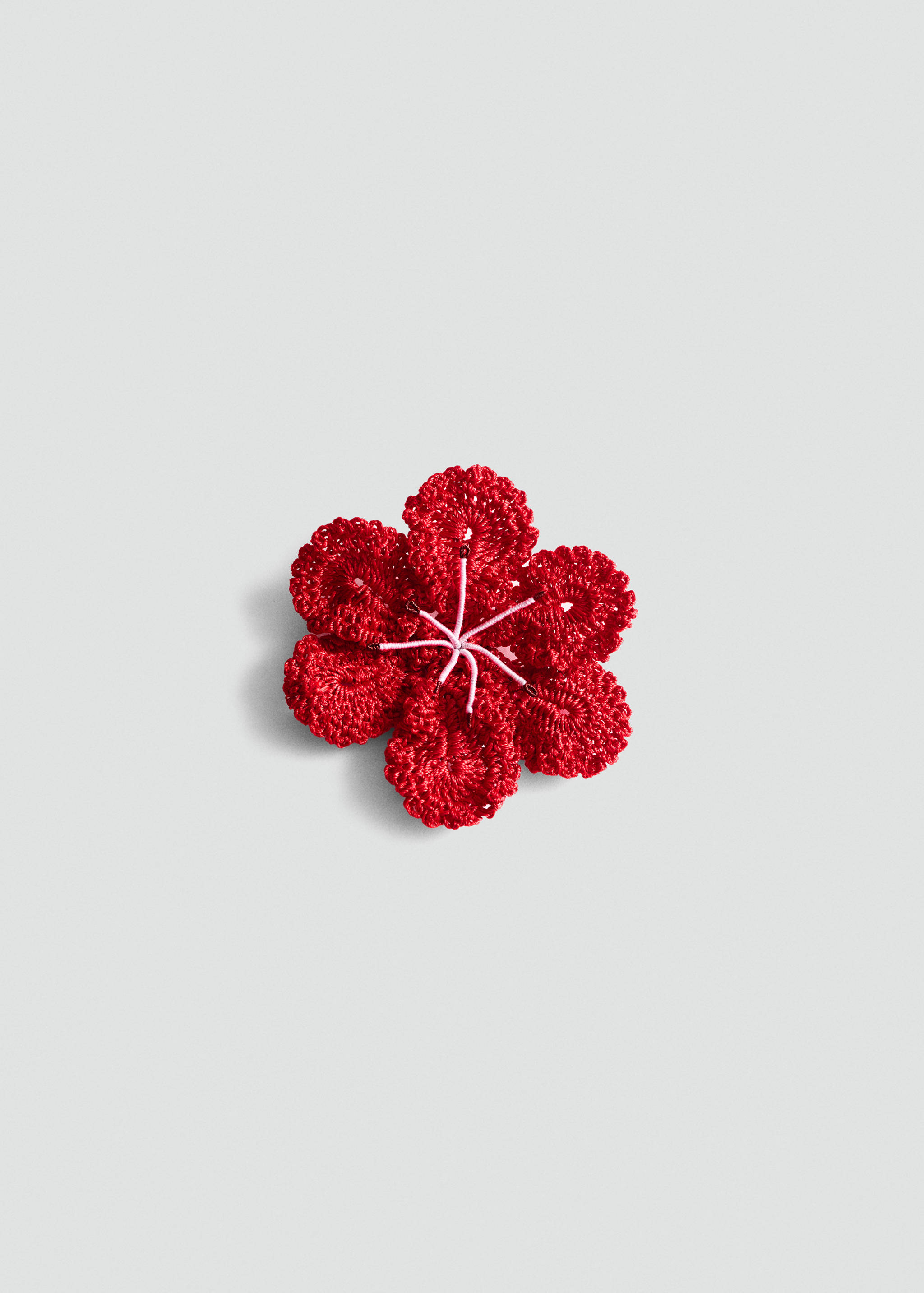 Crochet flower brooch - Article without model