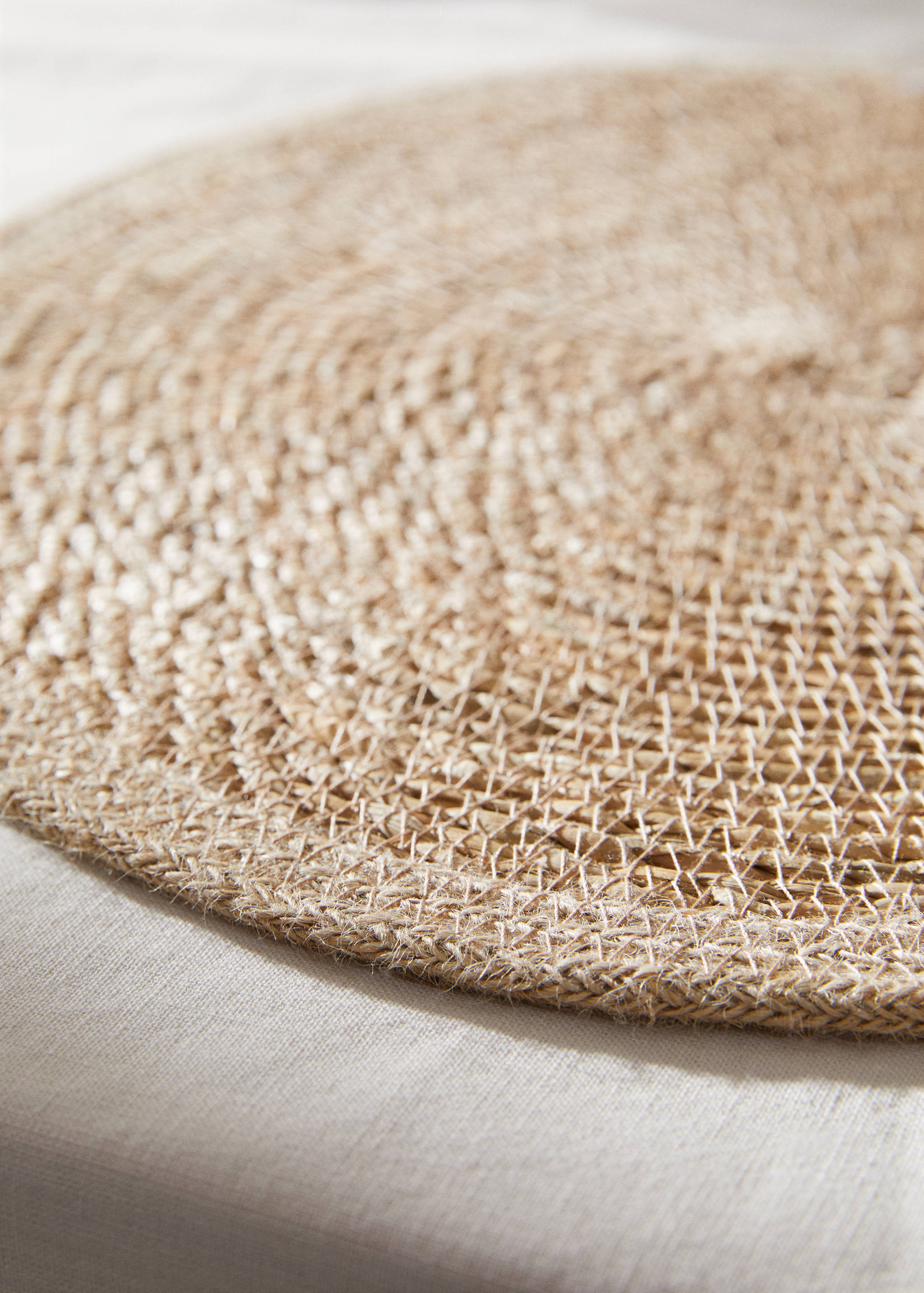 Natural fibre round placemat 35x35cm - Details of the article 8