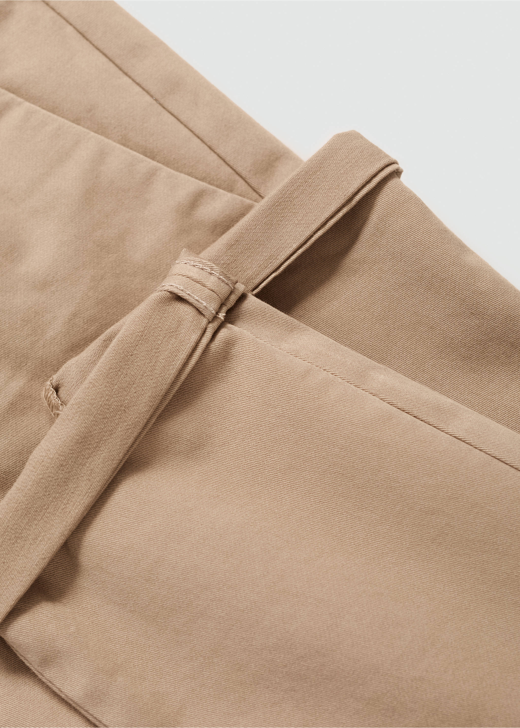 Cotton chinos - Details of the article 0, Beige. Ref: 77051013-00.