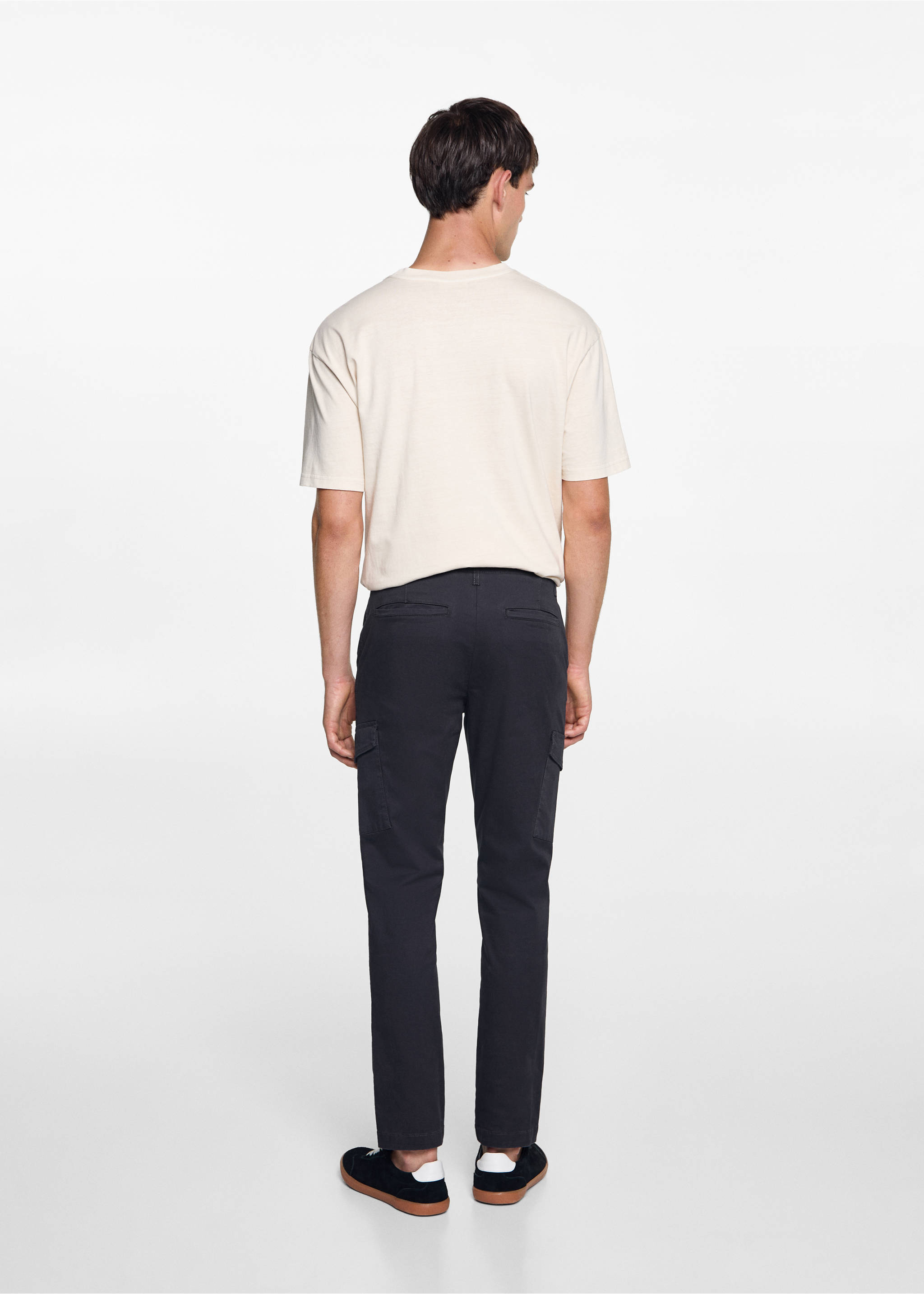Cotton cargo trousers - Reverse of the article, Charcoal. Ref: 77051508-00.