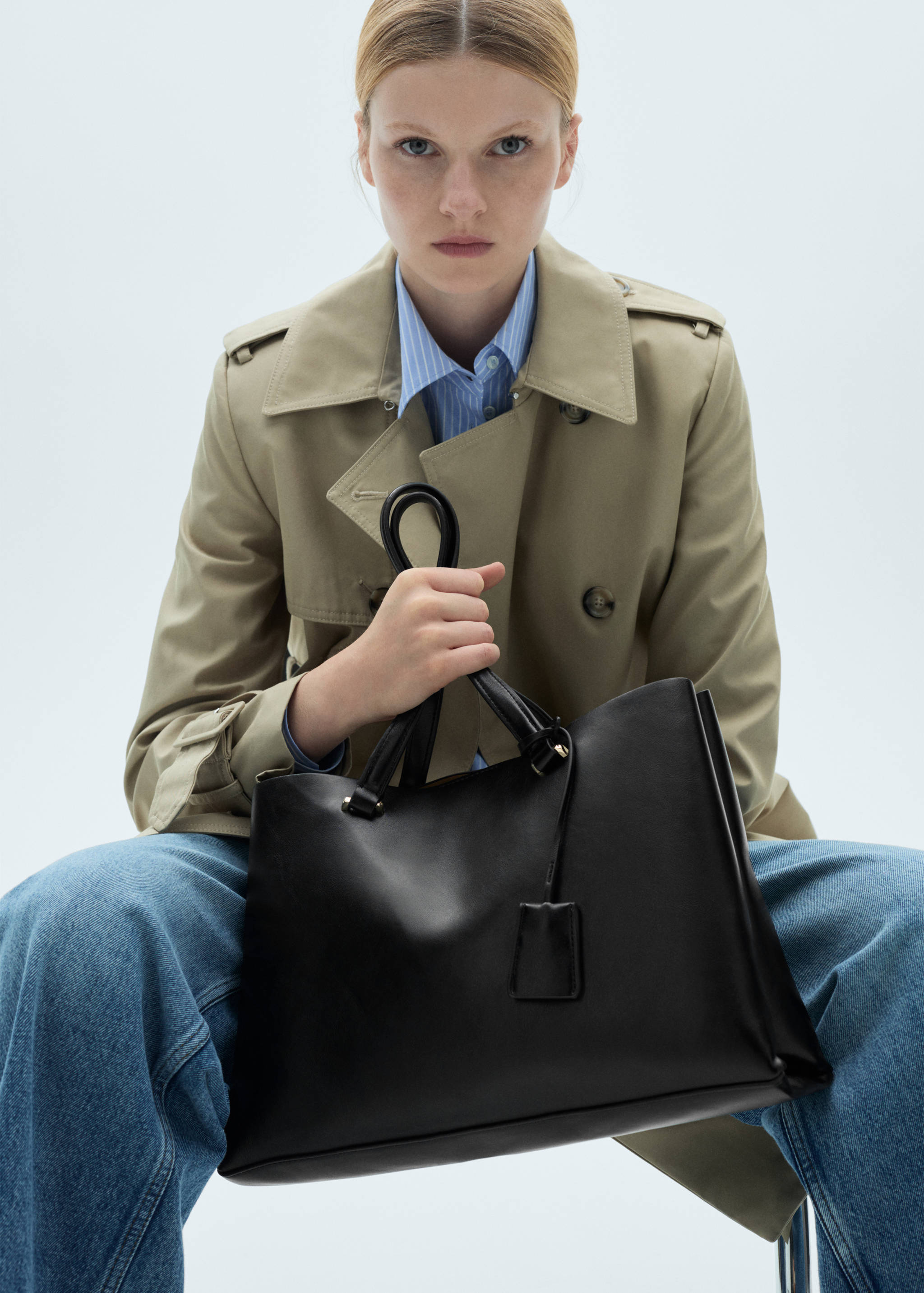 Shopper bag with dual compartment - Details of the article 9