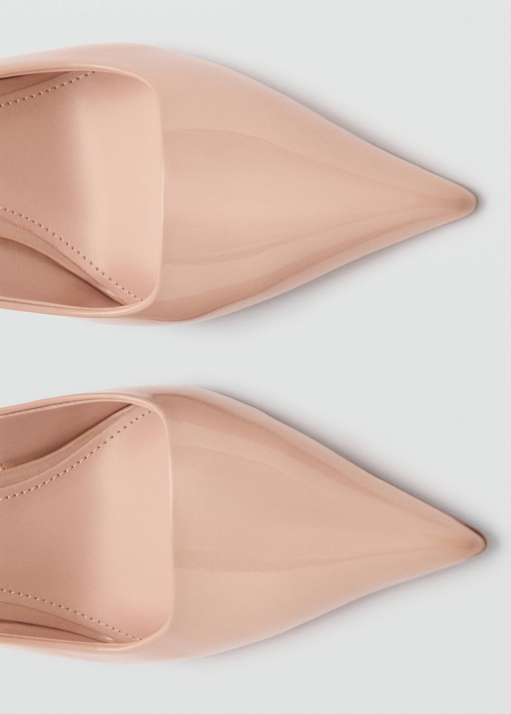 High-heeled shoes - Details of the article 2