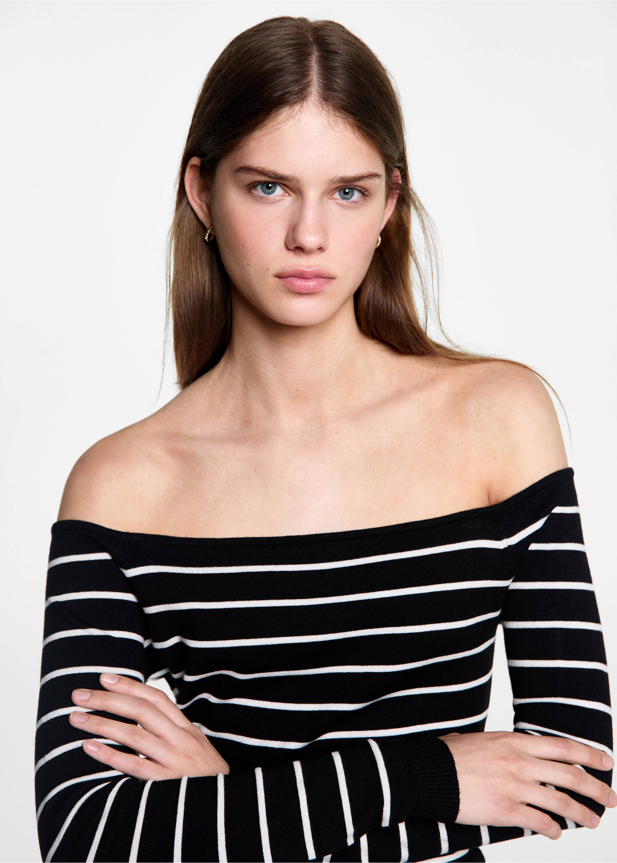 Striped boat-neck sweater - Details of the article 1, Black. Ref: 77052932-00.