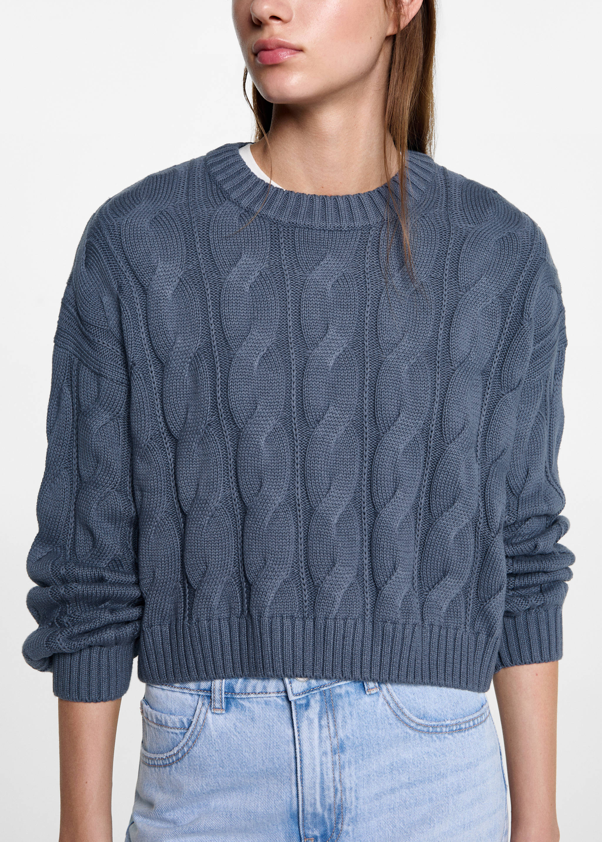 Pullover mit Zopfmuster - Mittlere Ansicht