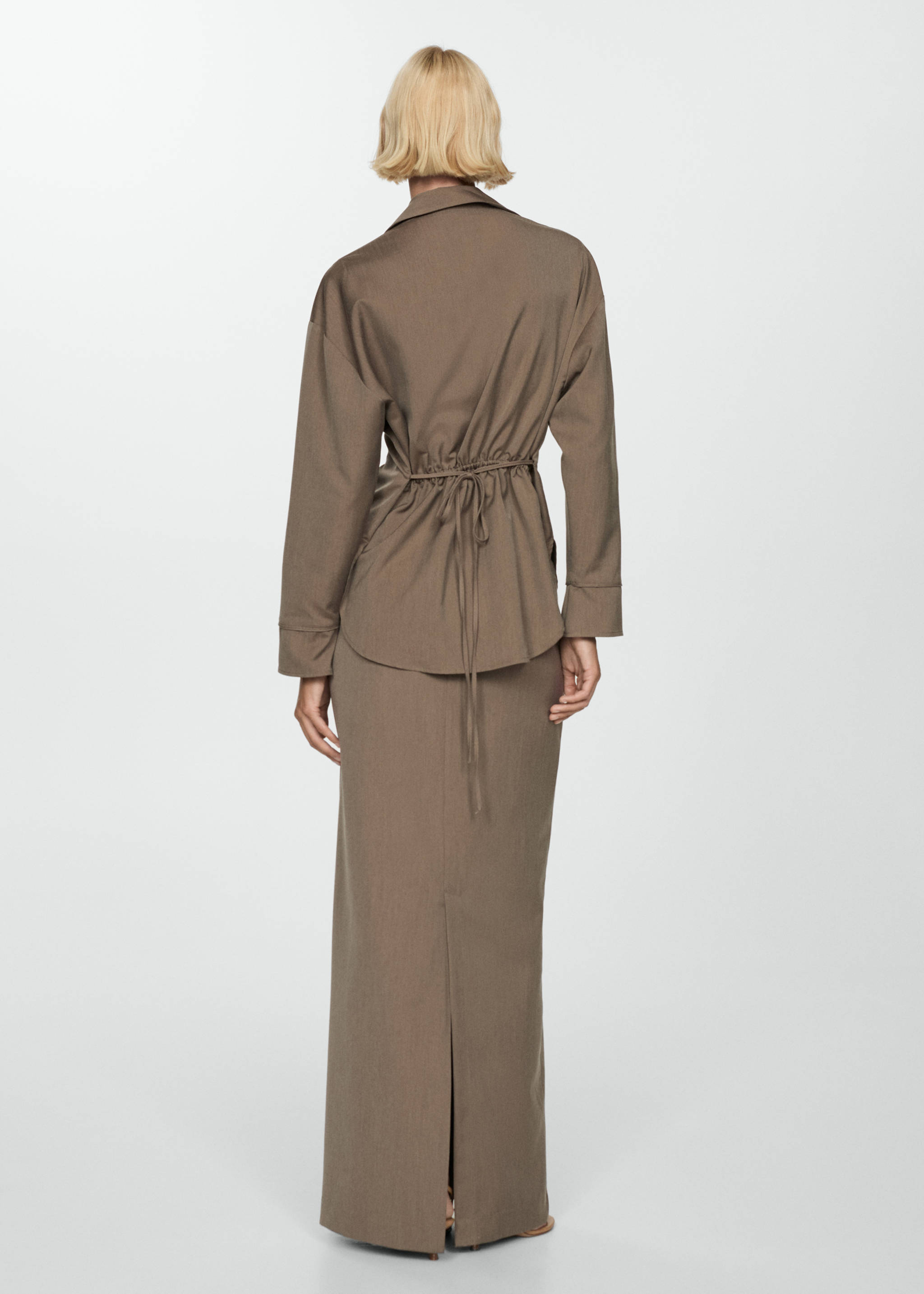 Concealed button shirt - Reverse of the article