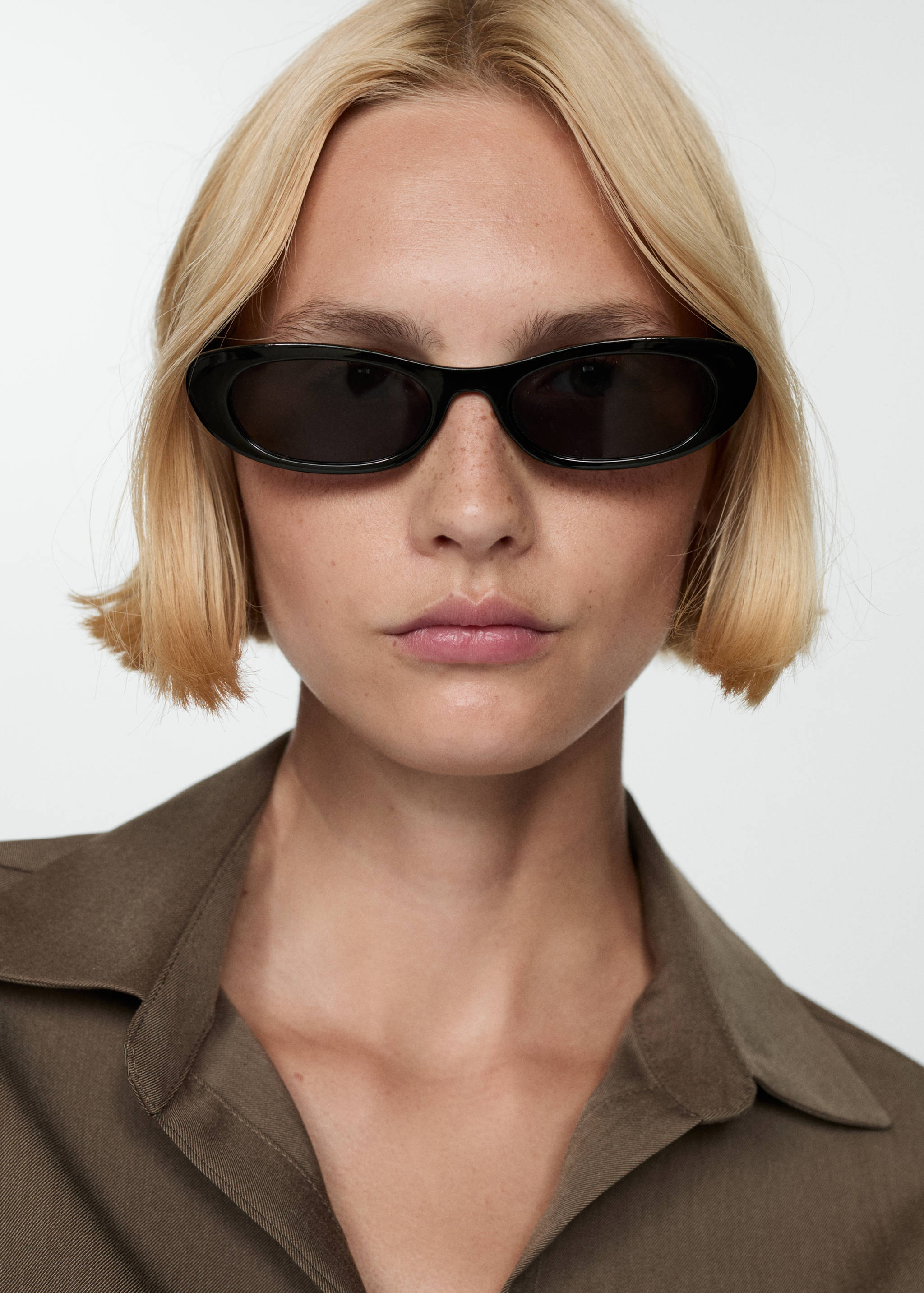 Concealed button shirt - Details of the article 1