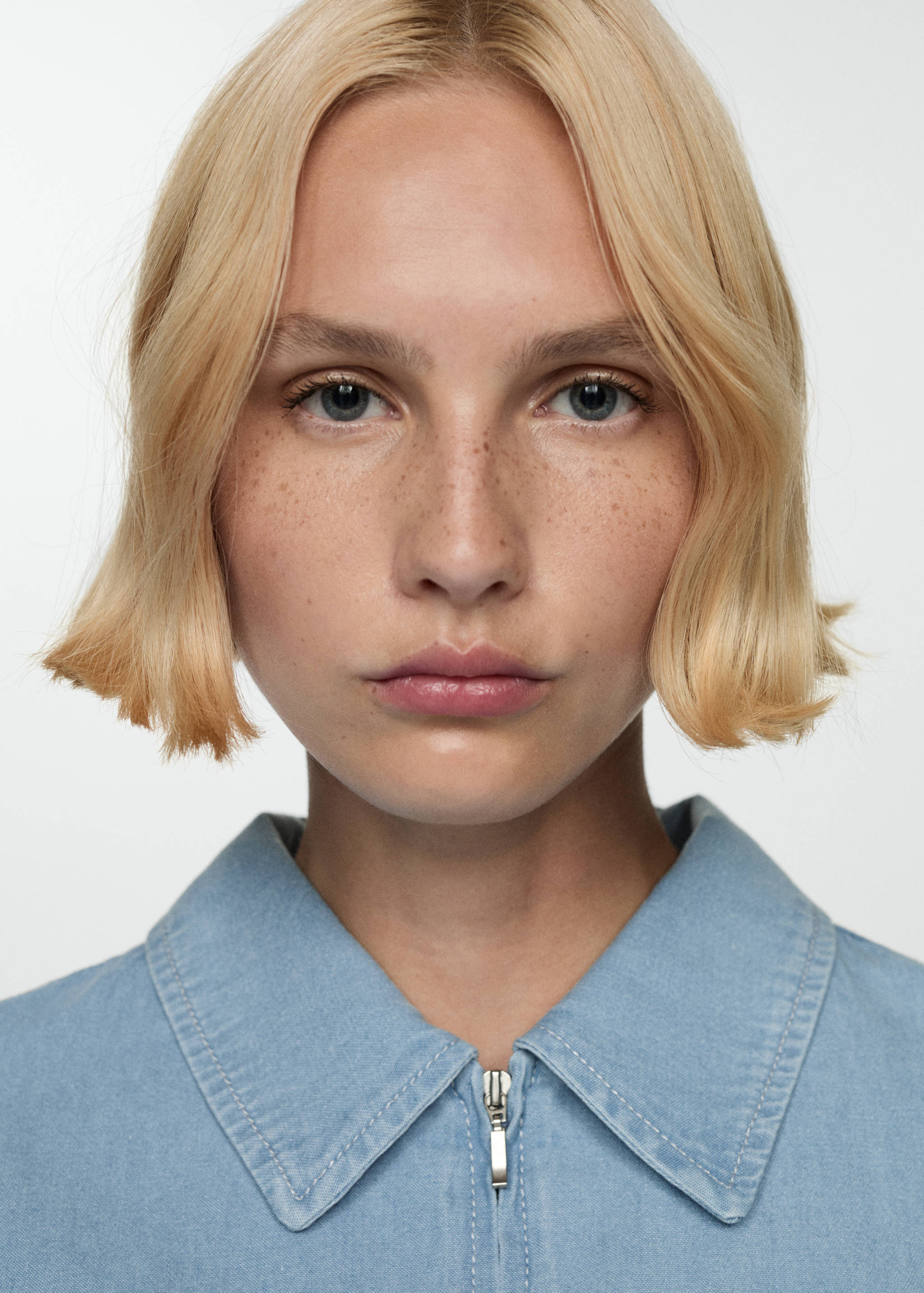 Pocket denim overshirt - Details of the article 1