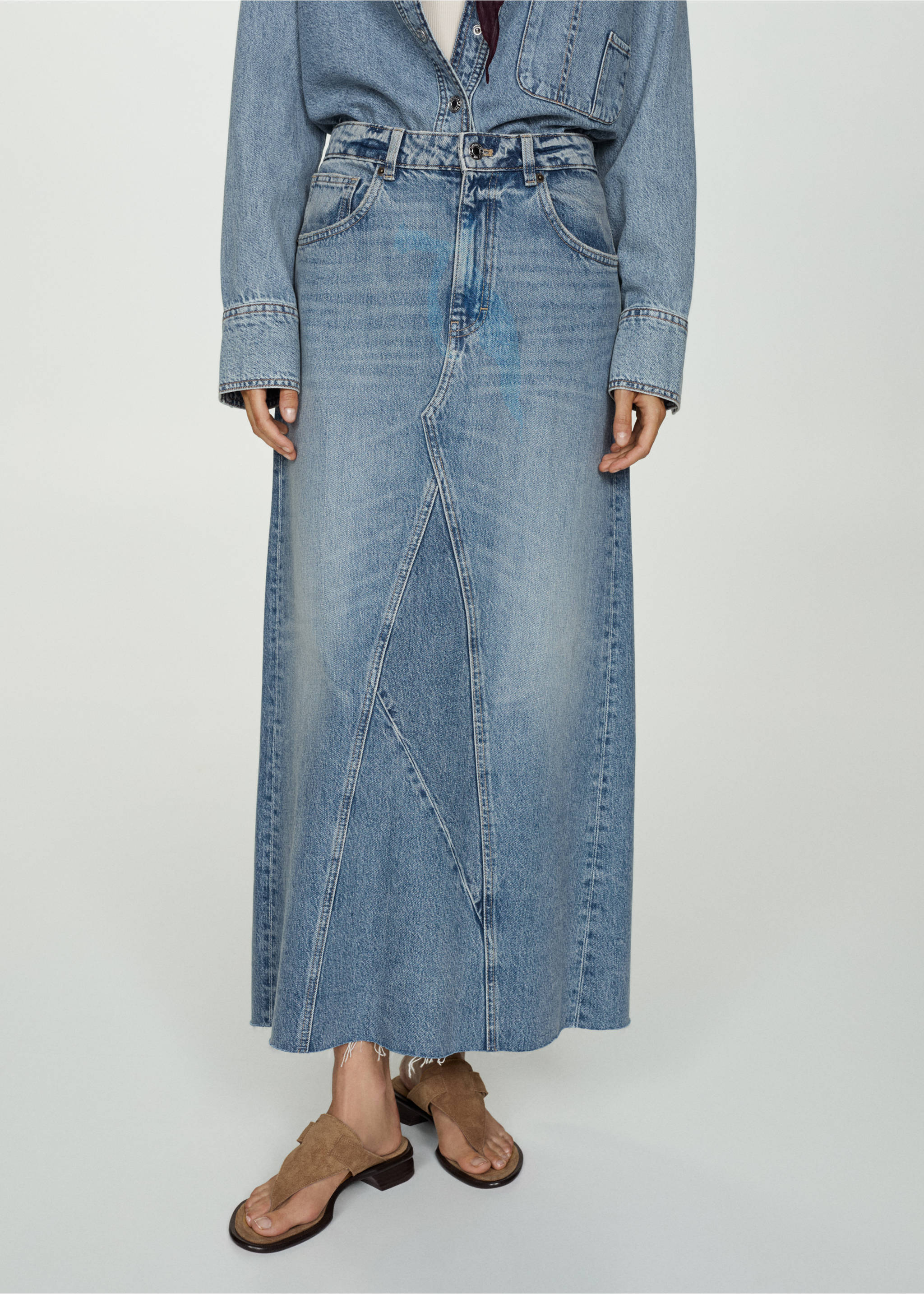 Slit denim skirt - Medium plane, Medium Blue. Ref: 77054017-00.