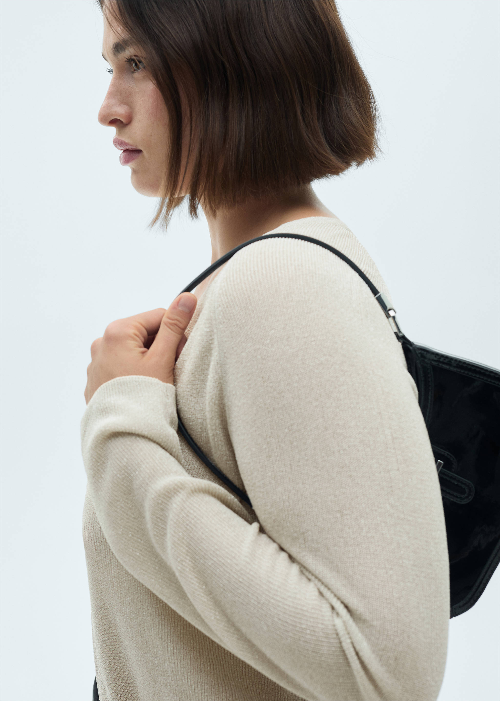 Pull-over Lurex col V - Détail de l'article 4, Argent. Ref: 77054026-00.