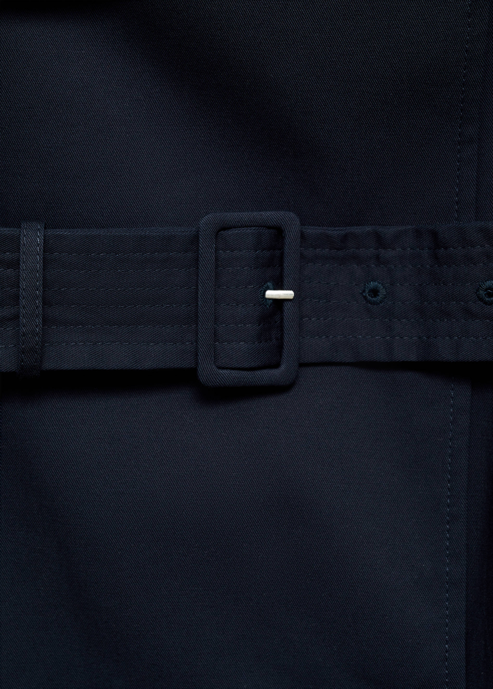 Klassischer Trenchcoat mit Gürtel - Detail des Artikels 0