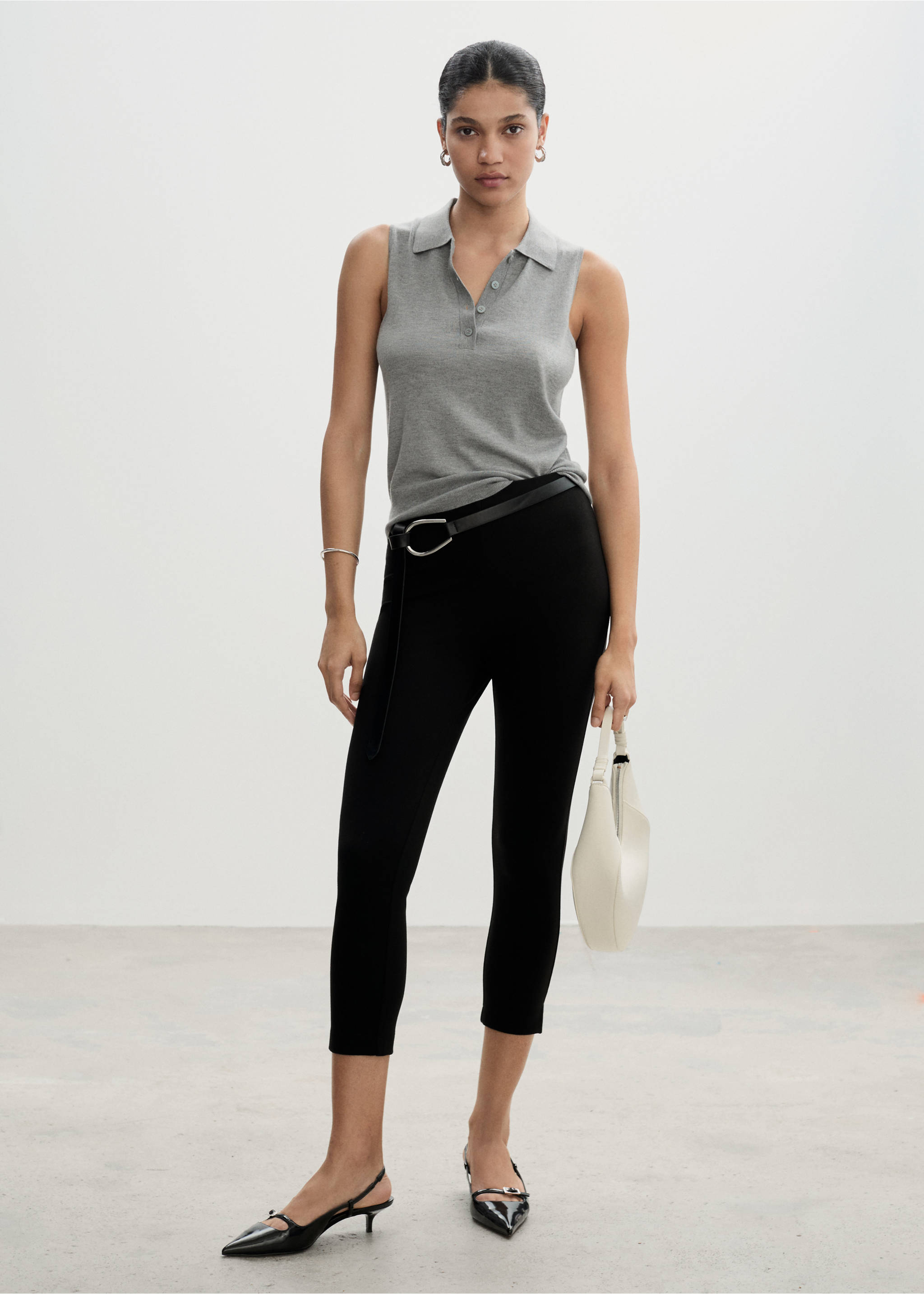 Capri leggings - General plane, Black. Ref: 77054029-00.