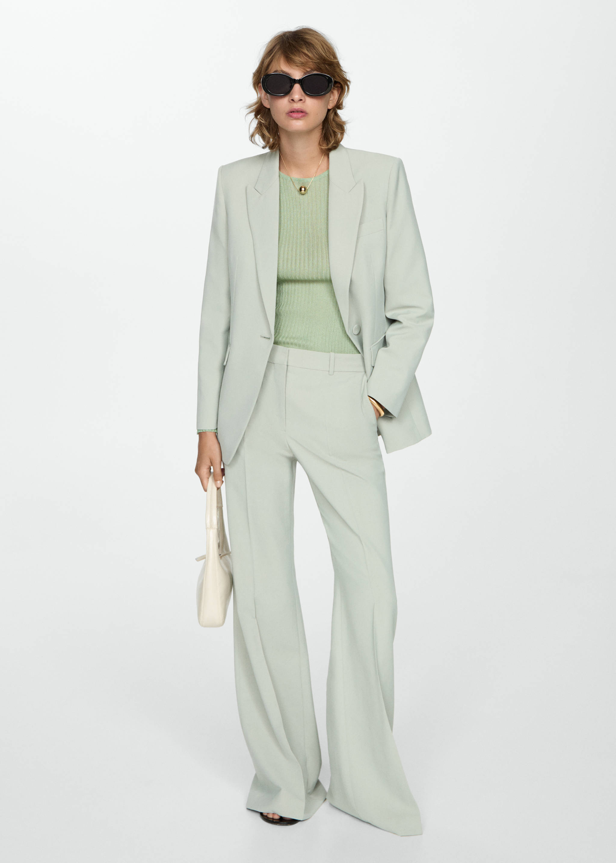 Fine ribbed-knit sweater - General plane