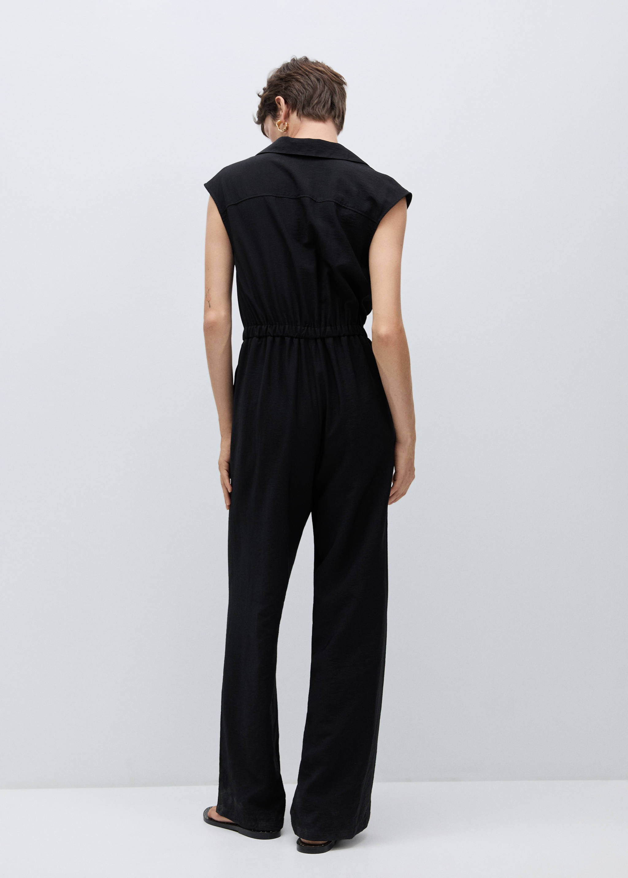 Jumpsuit with pockets and shirt collar - Details of the article 6