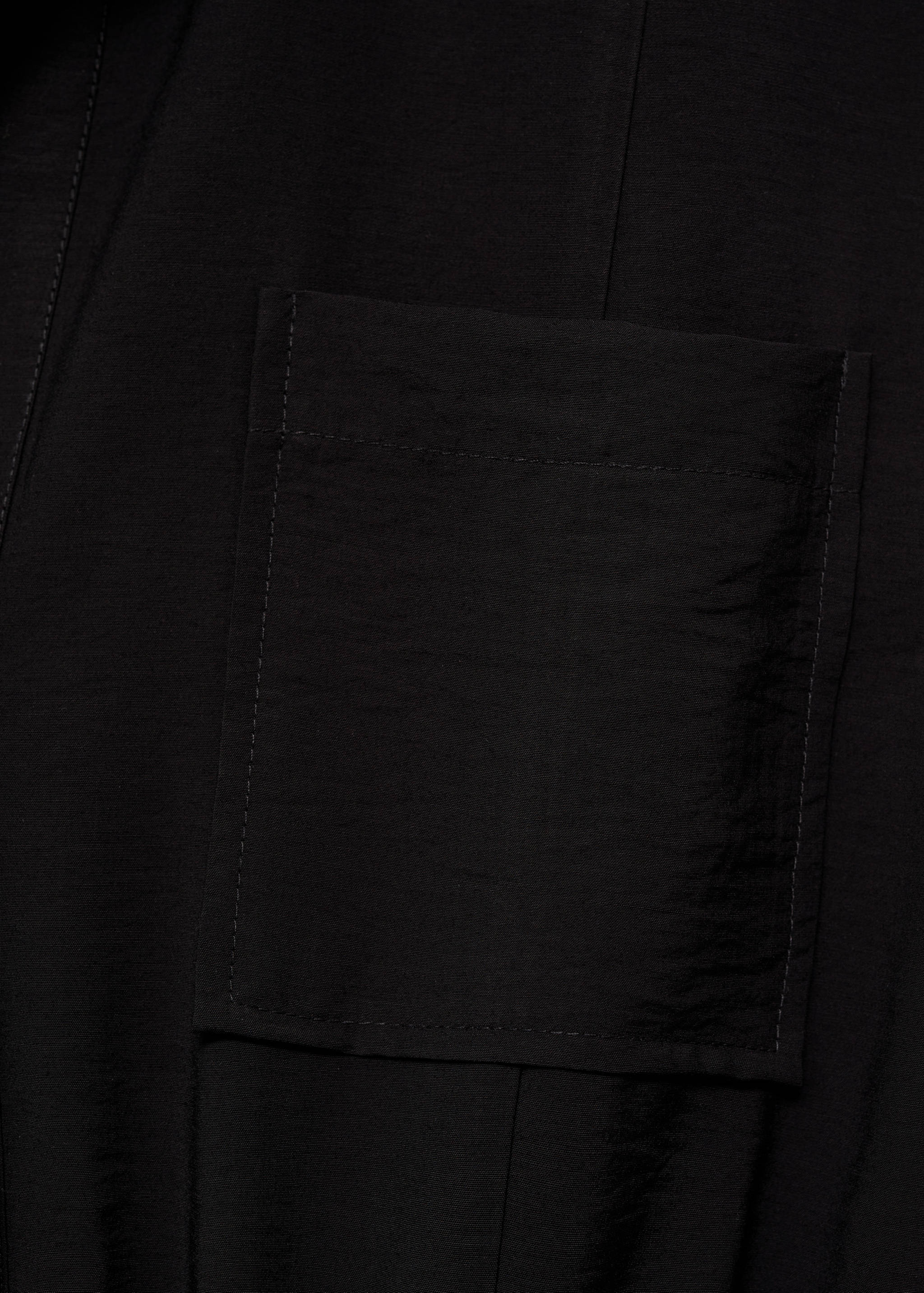 Jumpsuit with pockets and shirt collar - Details of the article 8