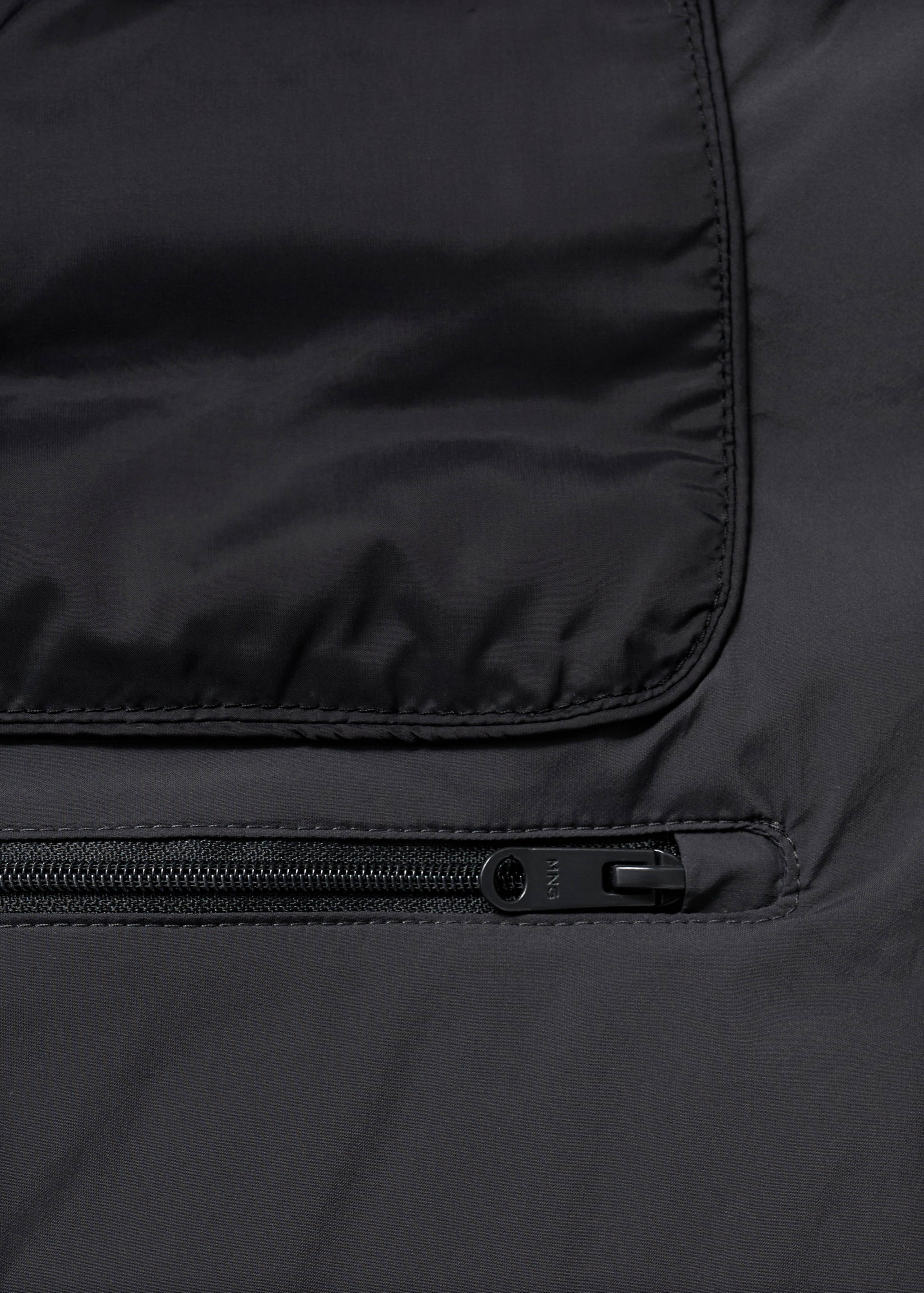 Täckväst fjäderstoppning - Detaljer om artikeln 0