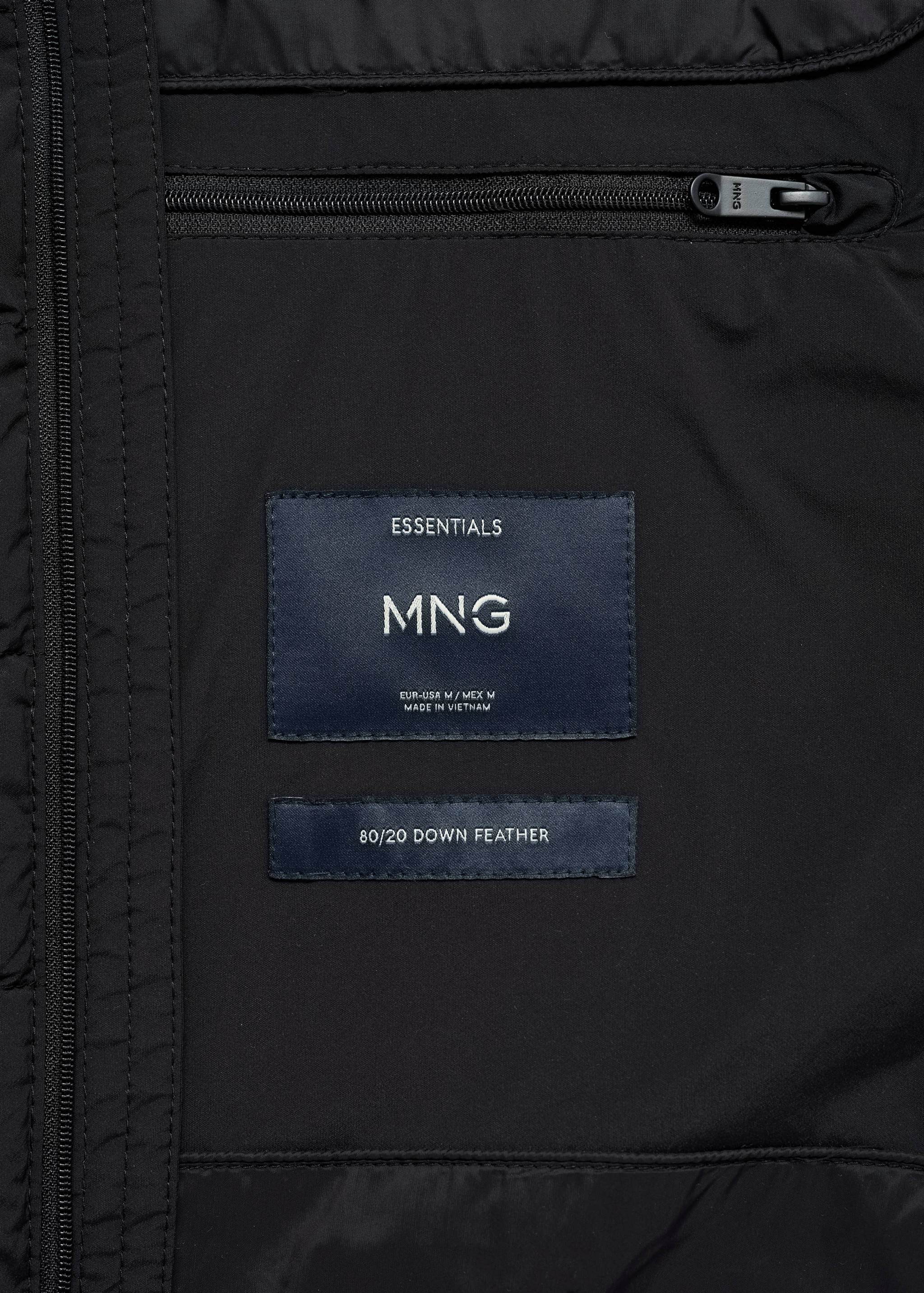 Colete acolchoado com enchimento de penas - Pormenor do artigo 0