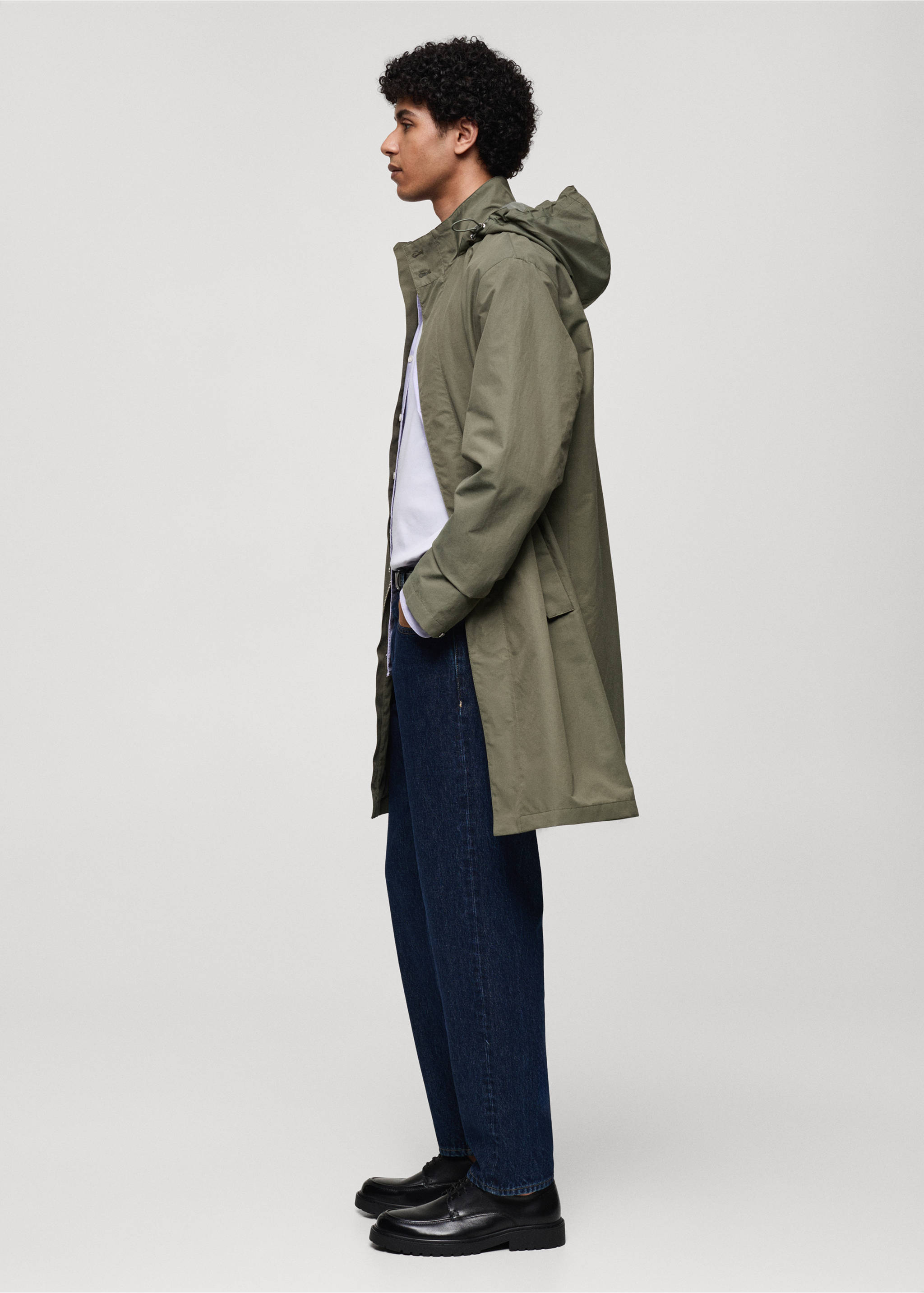 Parca caputxa water repellent - Detall de l'article 2, Caqui. Ref: 77054433-00.