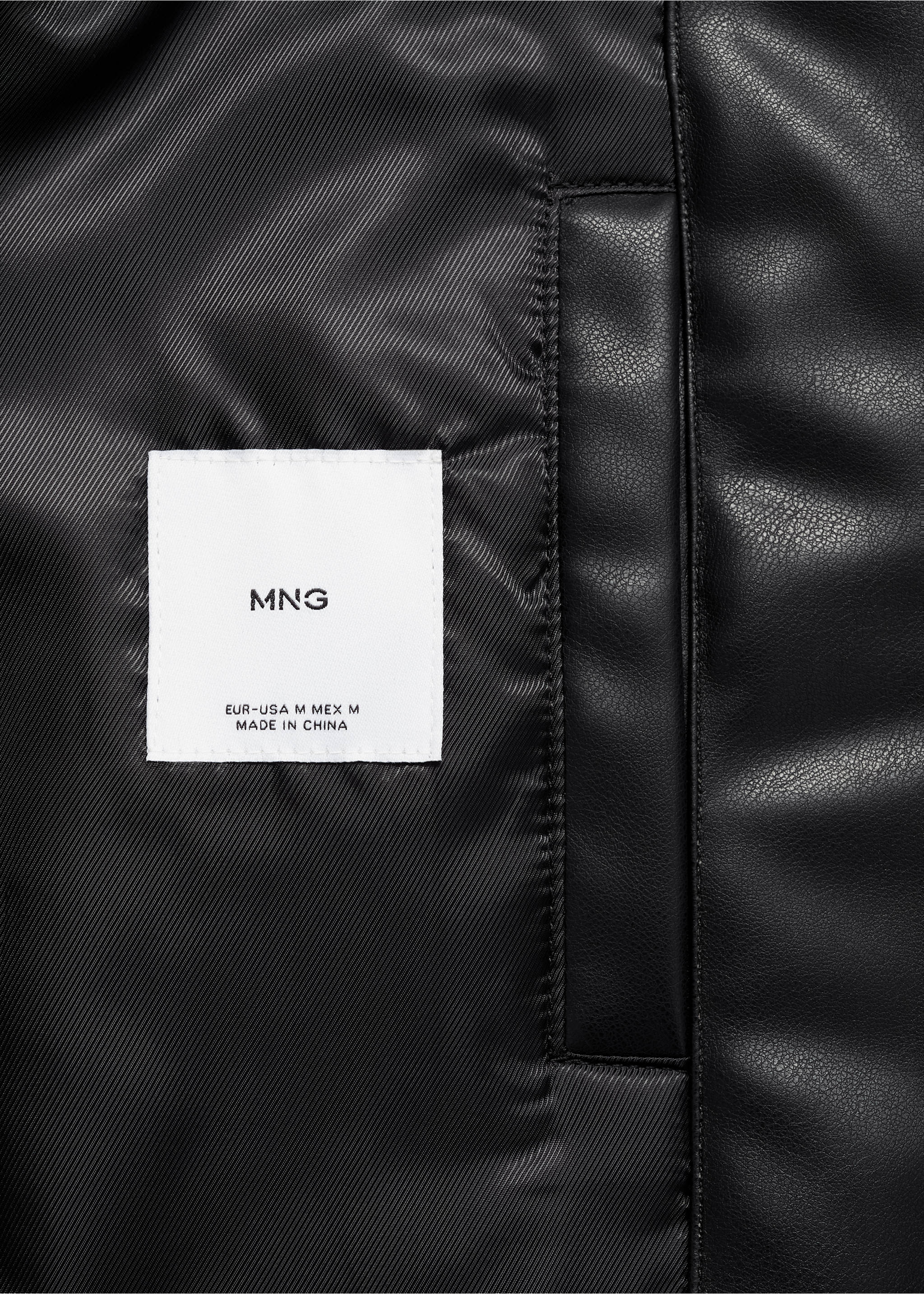 Bomberjacke mit Leder-Effekt - Detail des Artikels 0, Schwarz. Ref: 77054446-00.