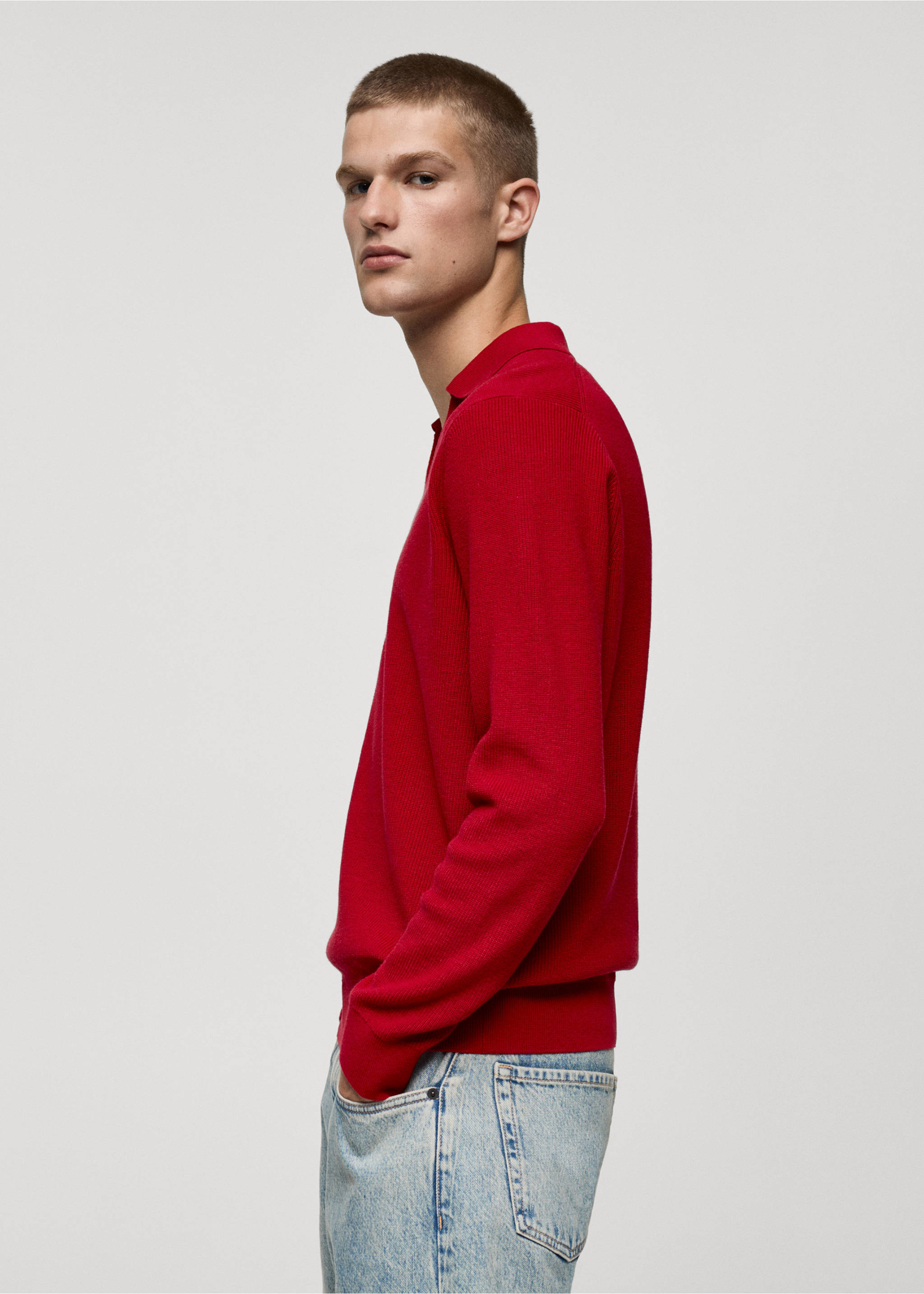 Knitted polo-neck sweater - Details of the article 2, Red. Ref: 77054451-00.