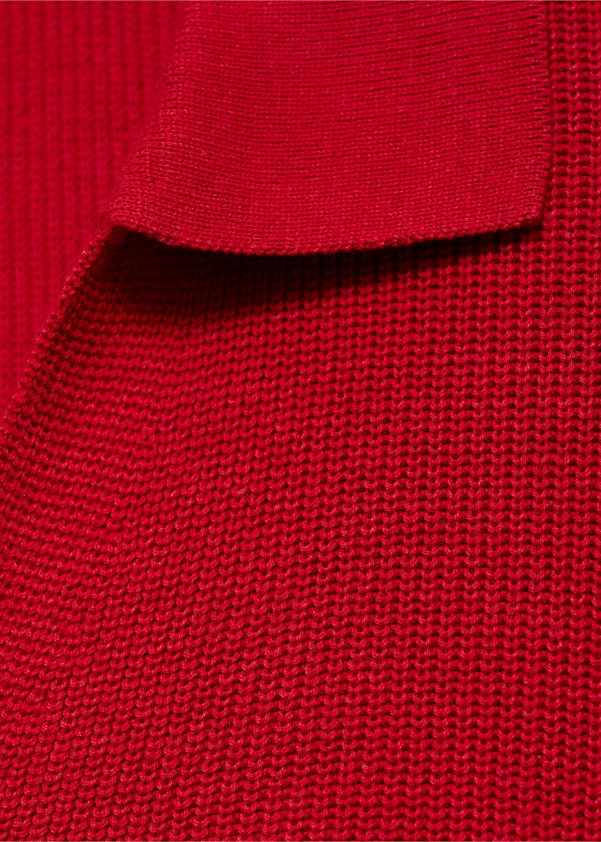 Knitted polo-neck sweater - Details of the article 8, Red. Ref: 77054451-00.