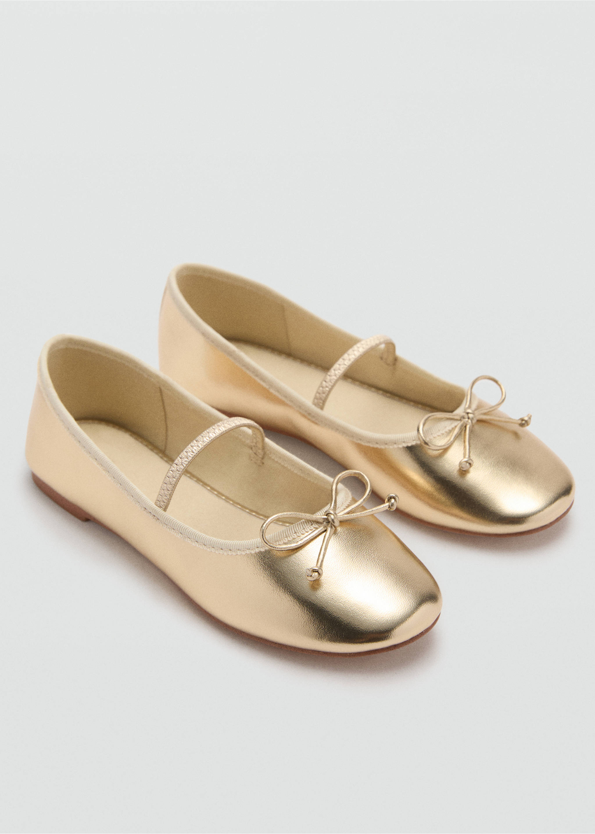 Metallic strip ballerinas - Medium plane, Gold. Ref: 77054763-00.