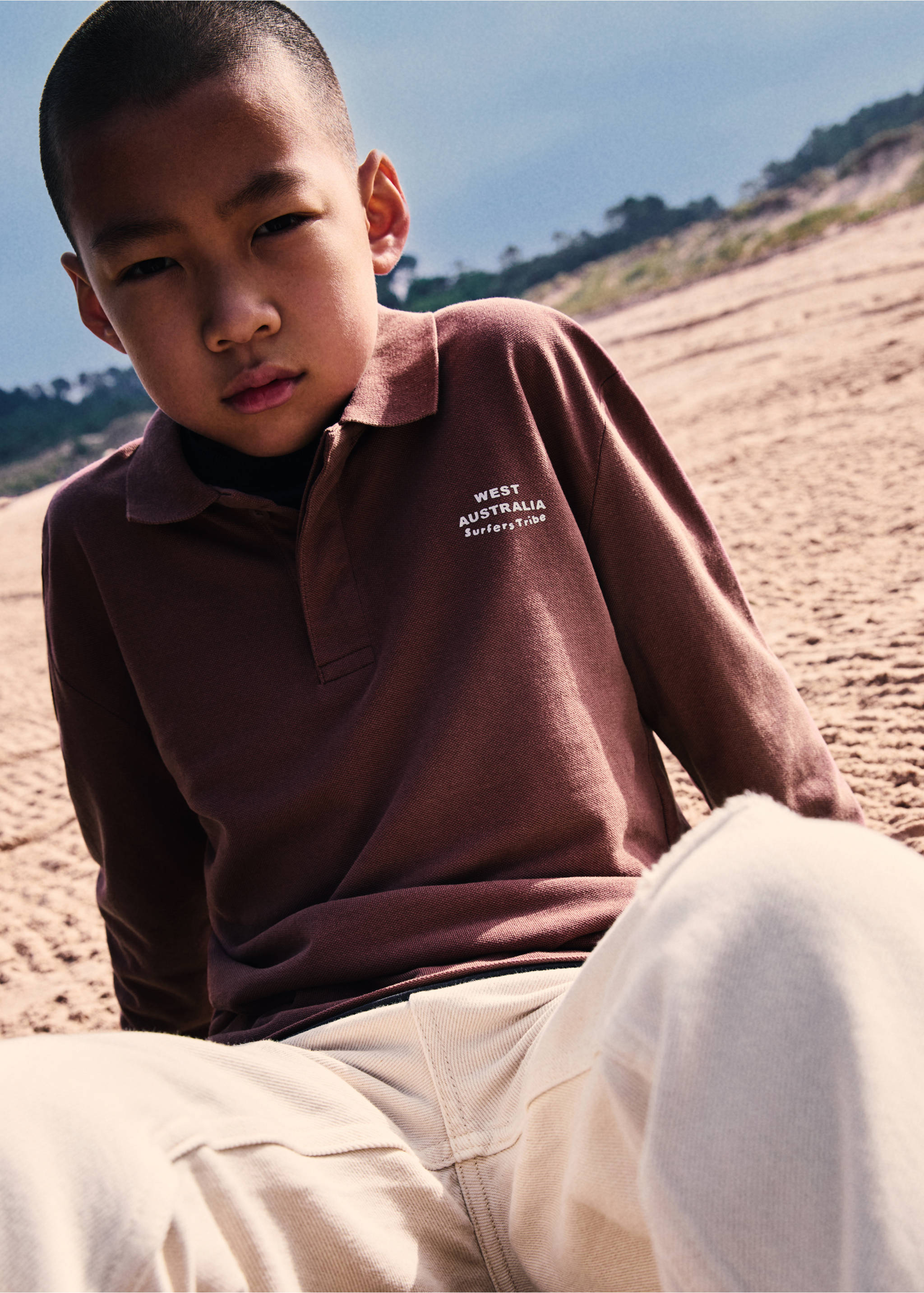 Polo detall brodat - Detall de l'article 5, Bordeus. Ref: 77054764-00.