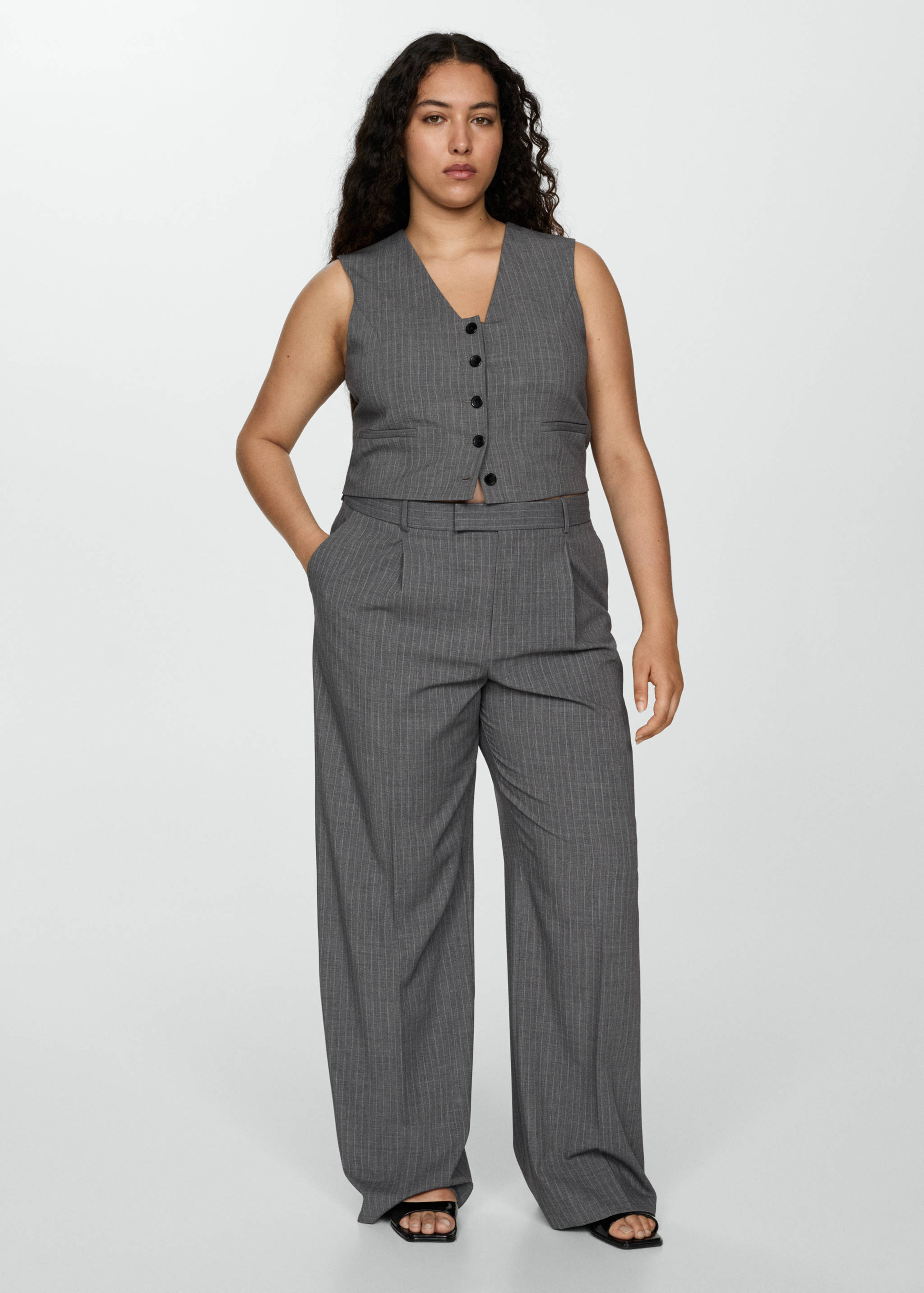 Pinstriped suit vest - Details of the article 3