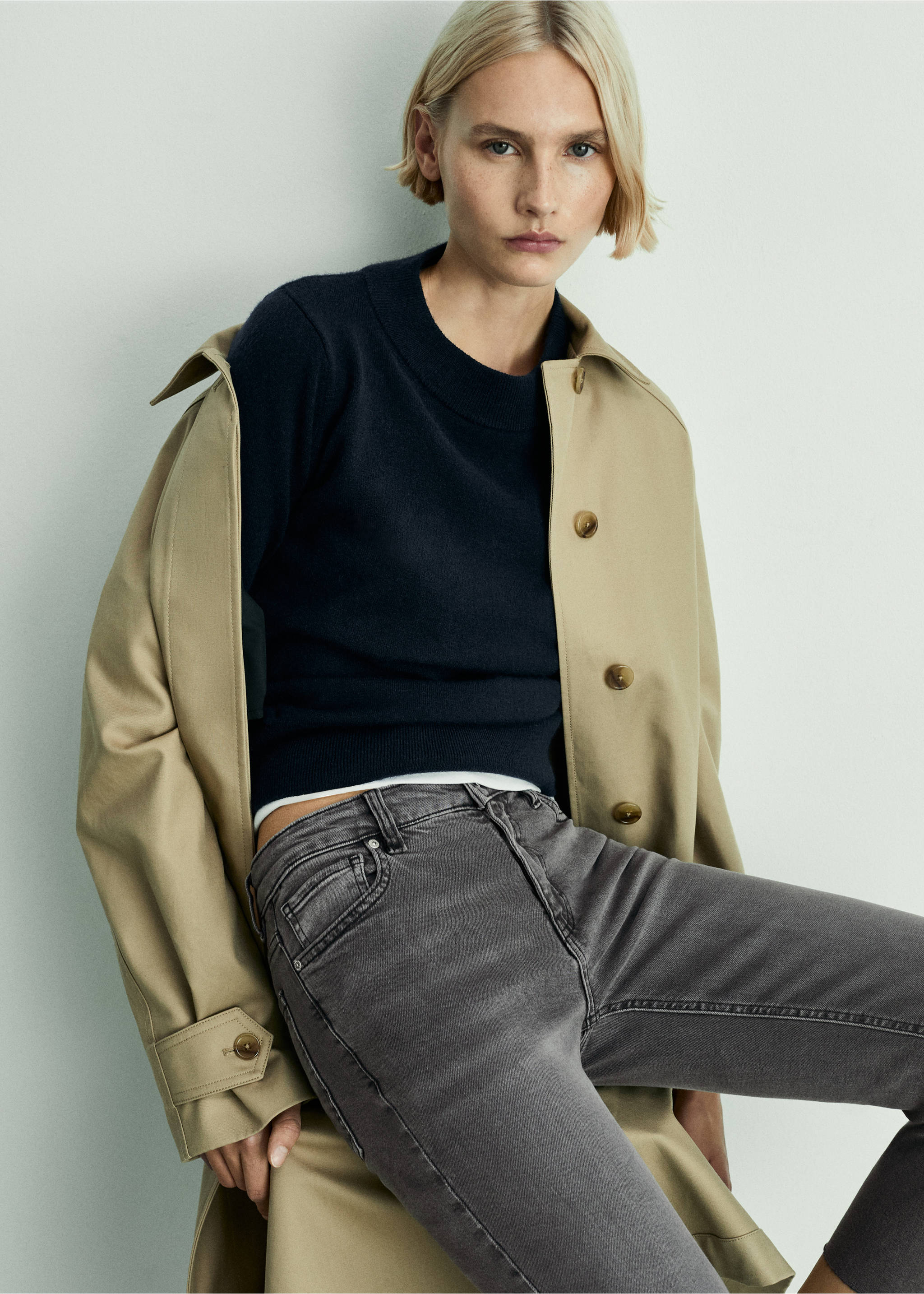 Jean Sienna flare crop - Détail de l'article 2, Gris denim. Ref: 77054785-00.