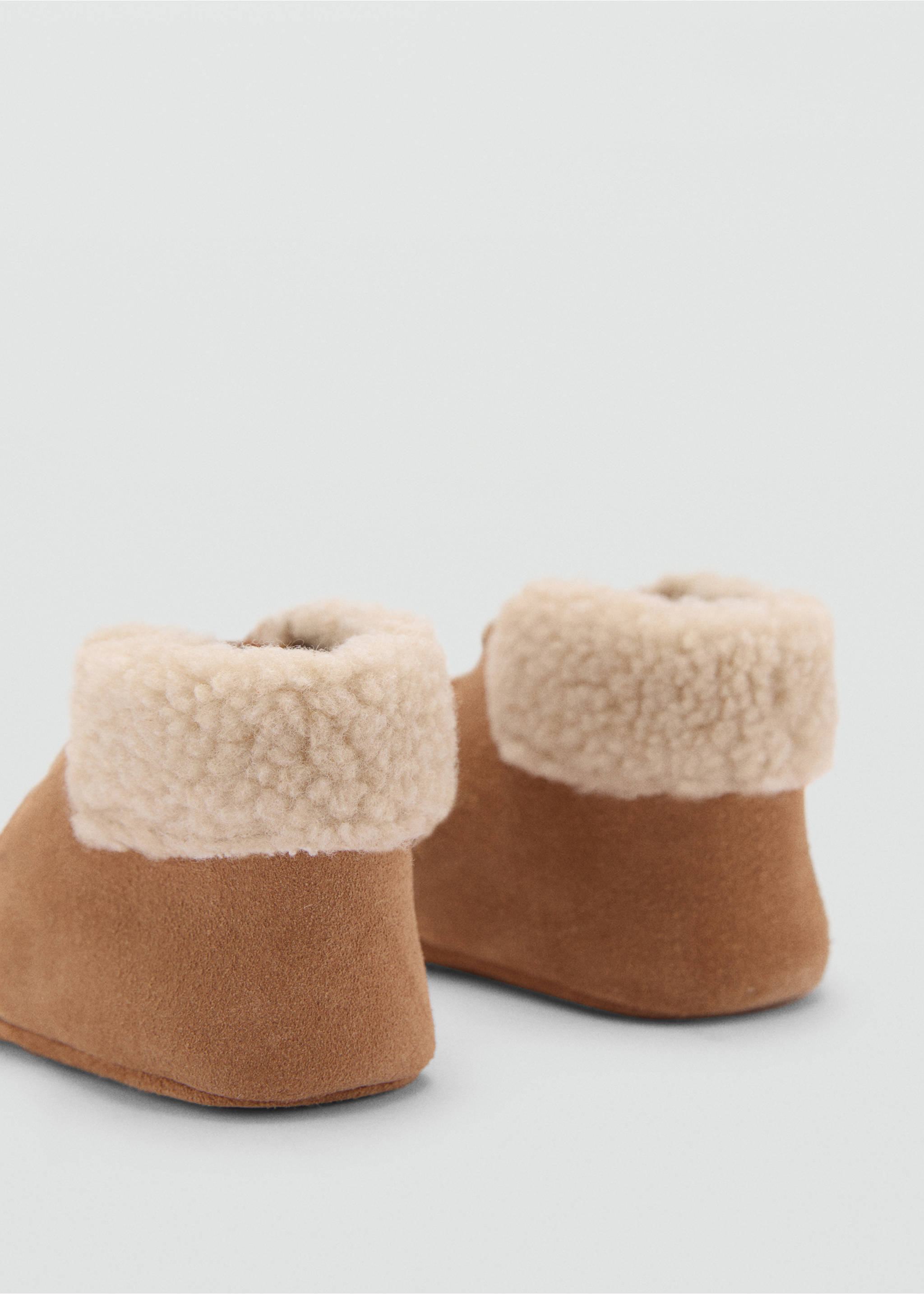 Fur leather boots - Details of the article 1, Sand. Ref: 77054795-00.