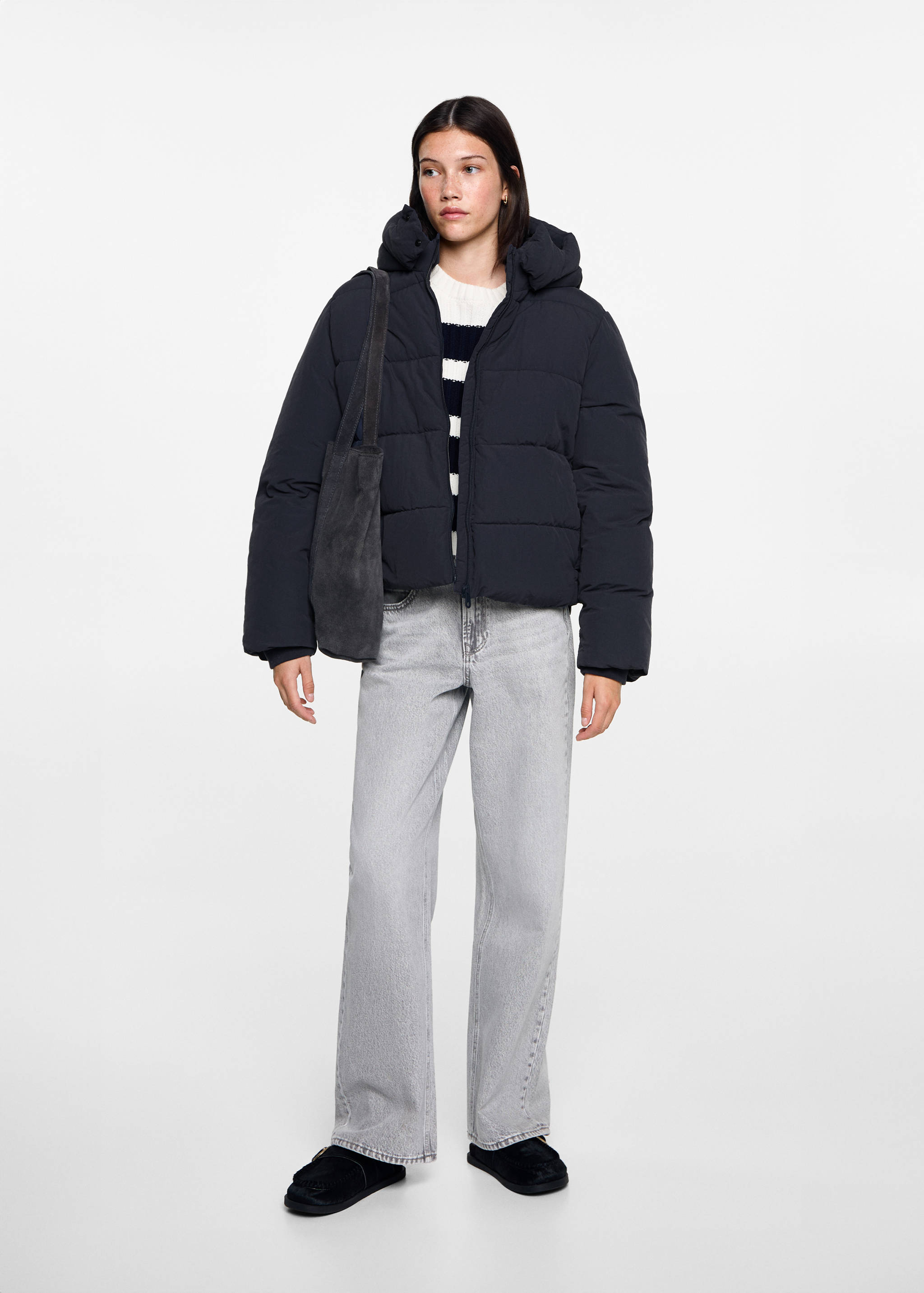 Short quilted anorak - General plane