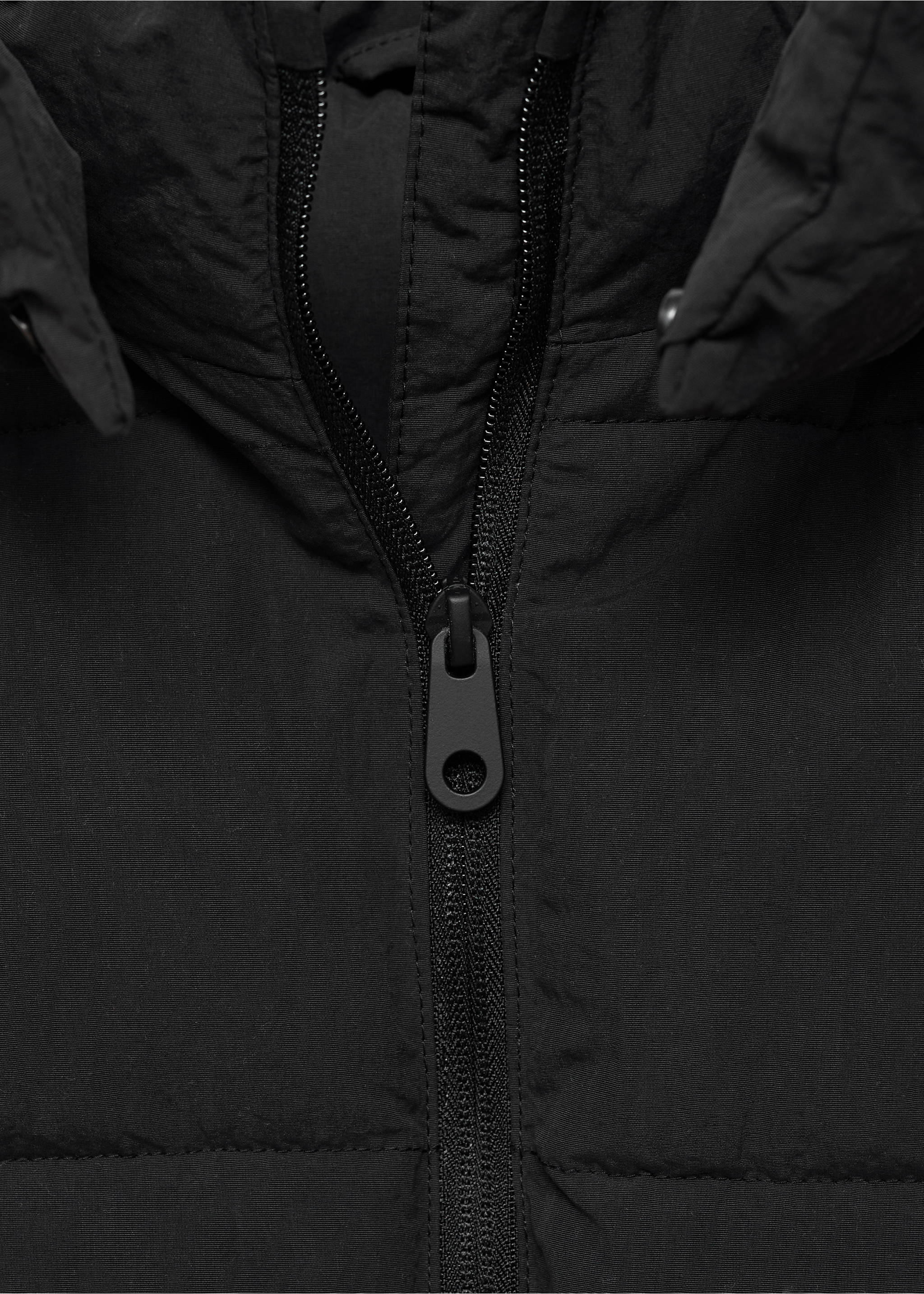 Short puffer anorak - Details of the article 8, Black. Ref: 77055629-00.