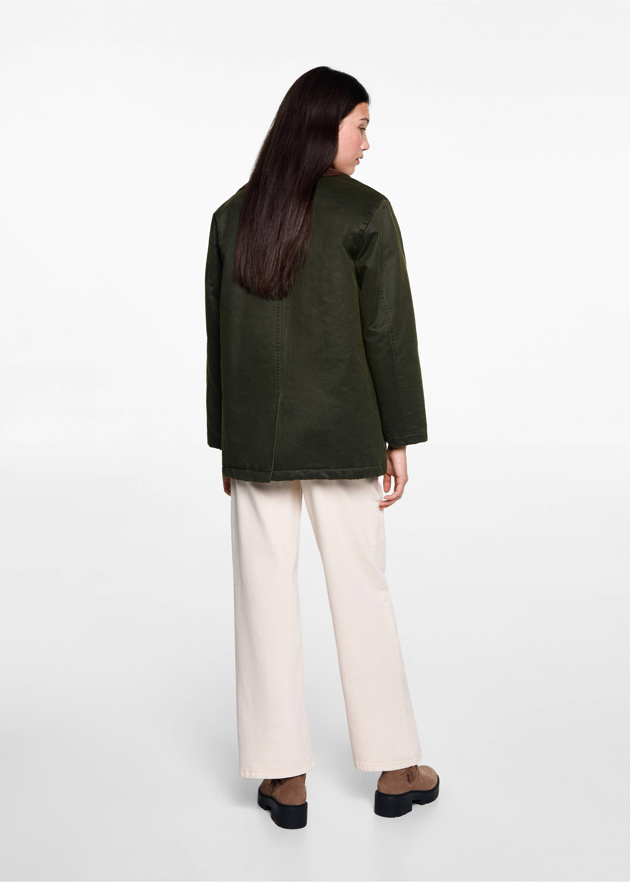 Long waxed-effect parka - Reverse of the article, Green. Ref: 77055631-00.