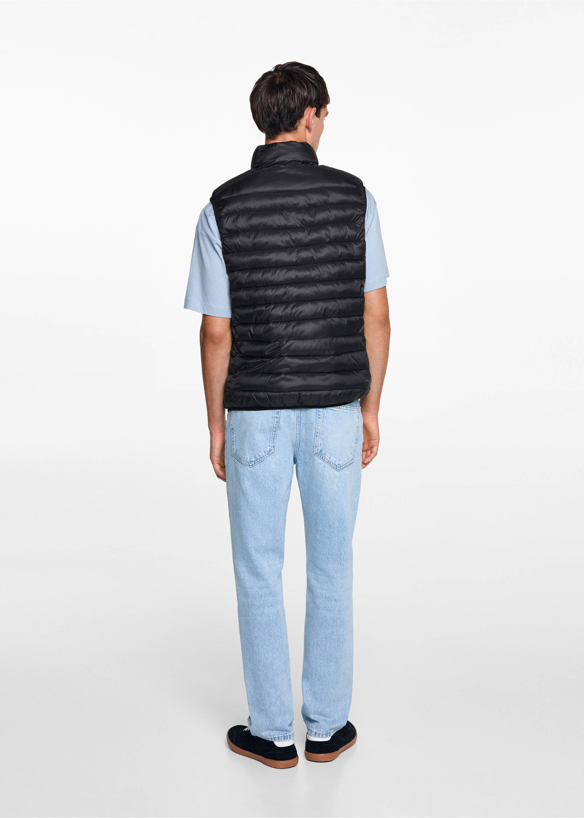 Steppweste - Rückseite des Artikels, Schwarz. Ref: 77055633-00.