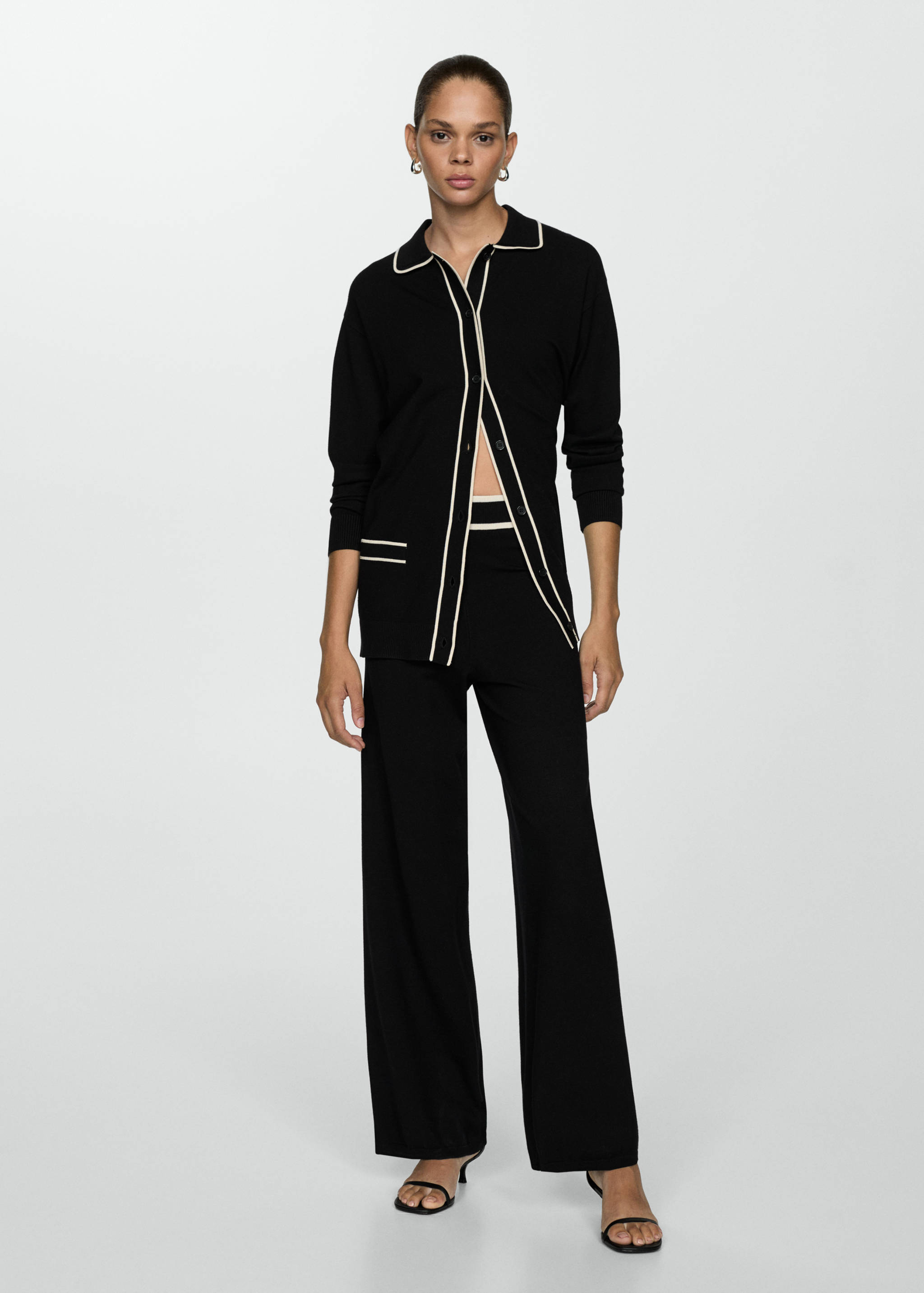 Straight knitted trousers - General plane