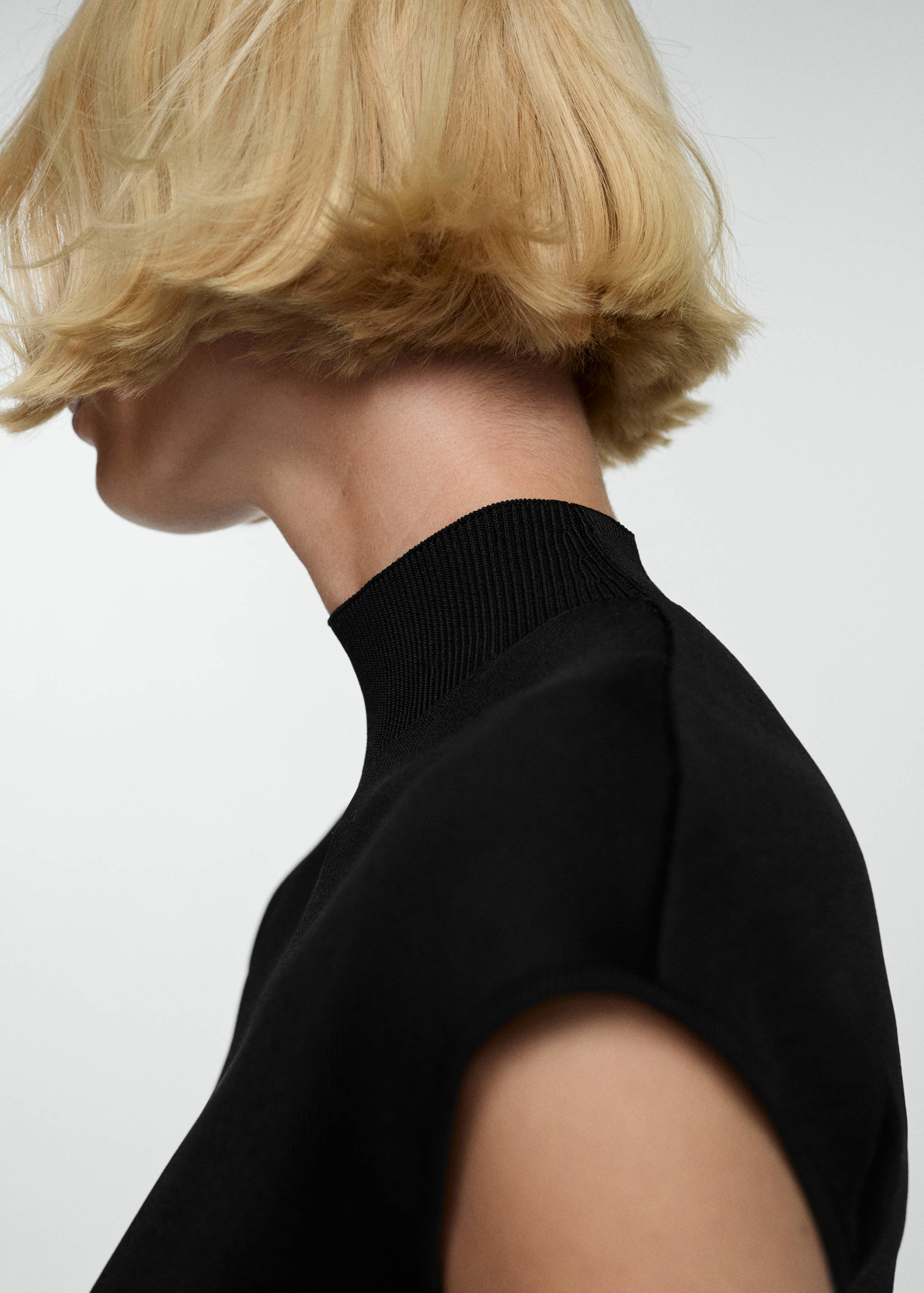 Vestido punto cuello perkins - Detalle del artículo 1