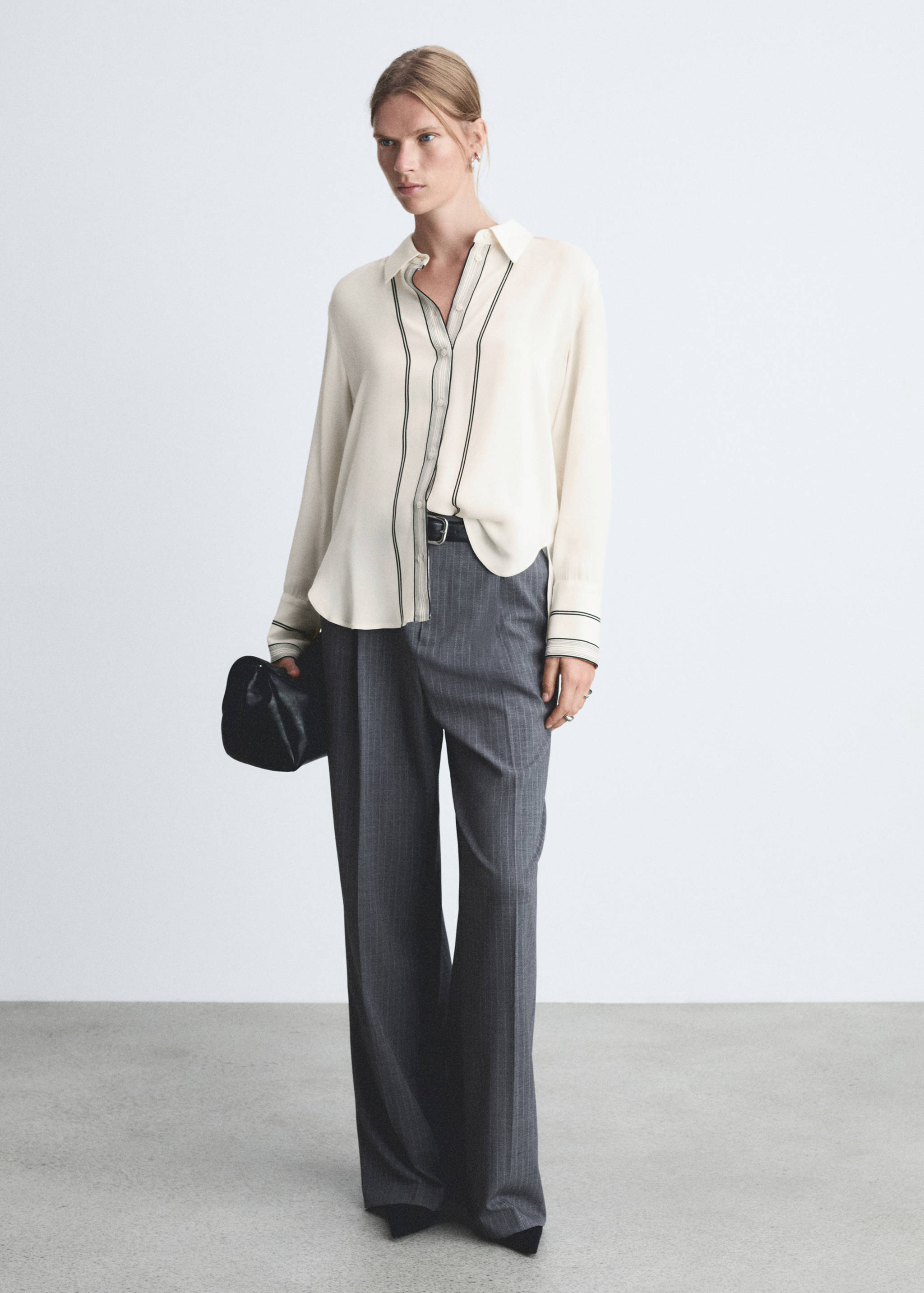 Camisa detalles contraste - Plano general