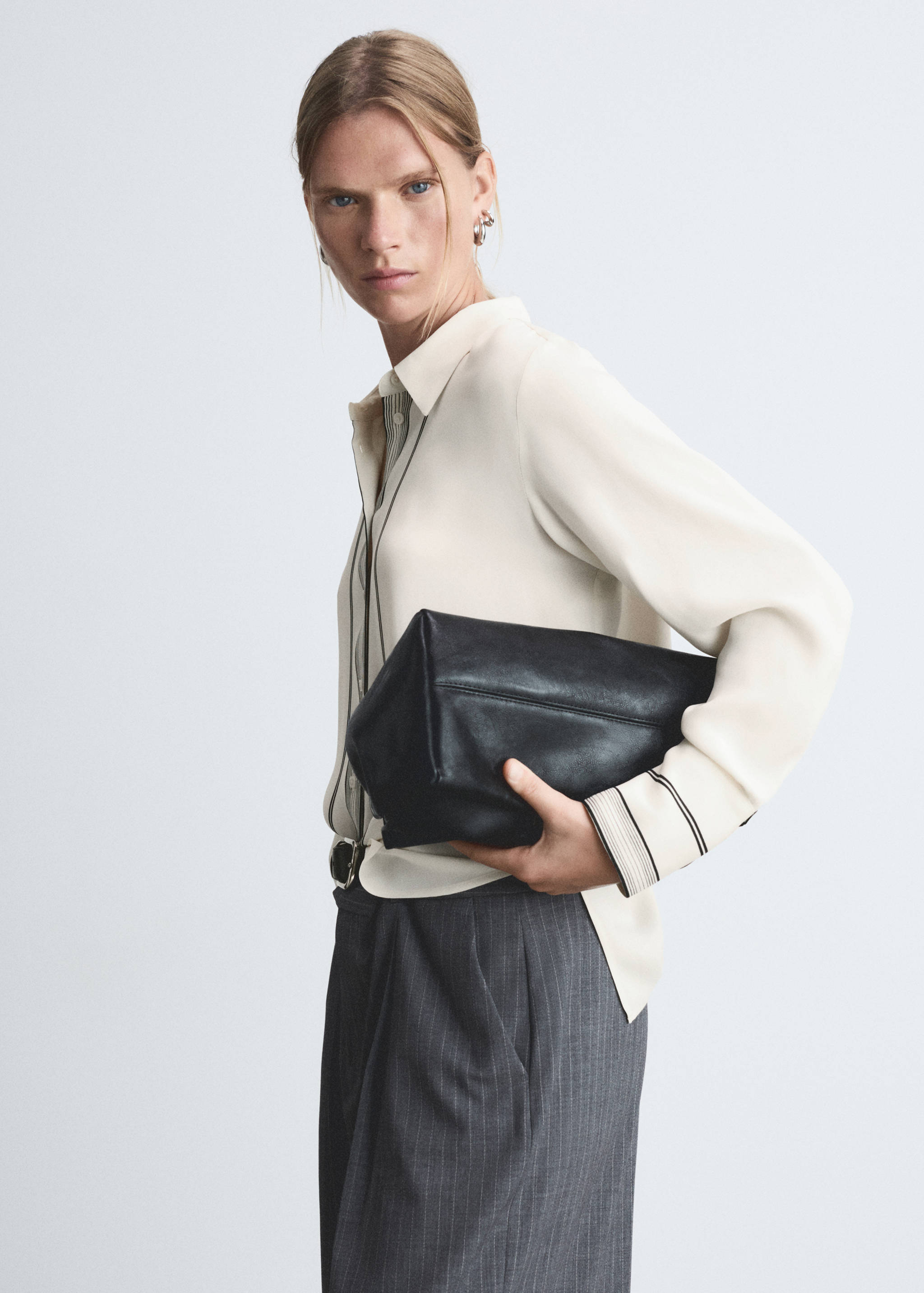 Camisa detalles contraste - Detalle del artículo 2