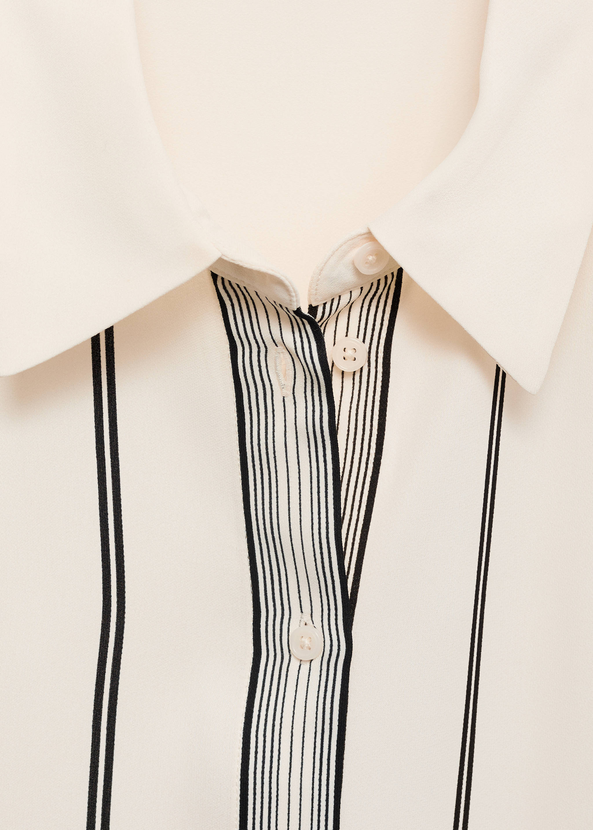 Camisa detalles contraste - Detalle del artículo 8