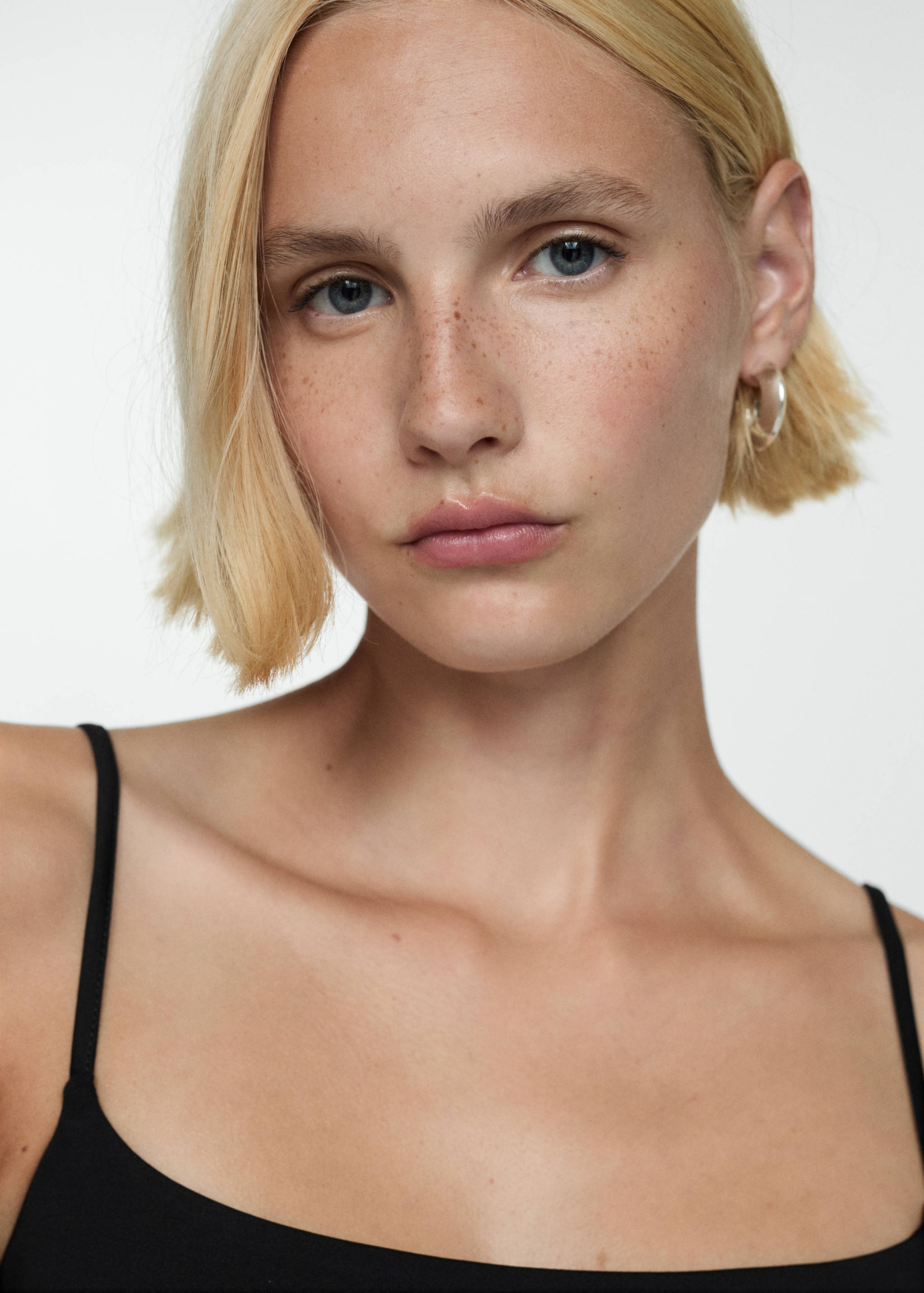 Top slim fit bretelles fines - Détail de l'article 1