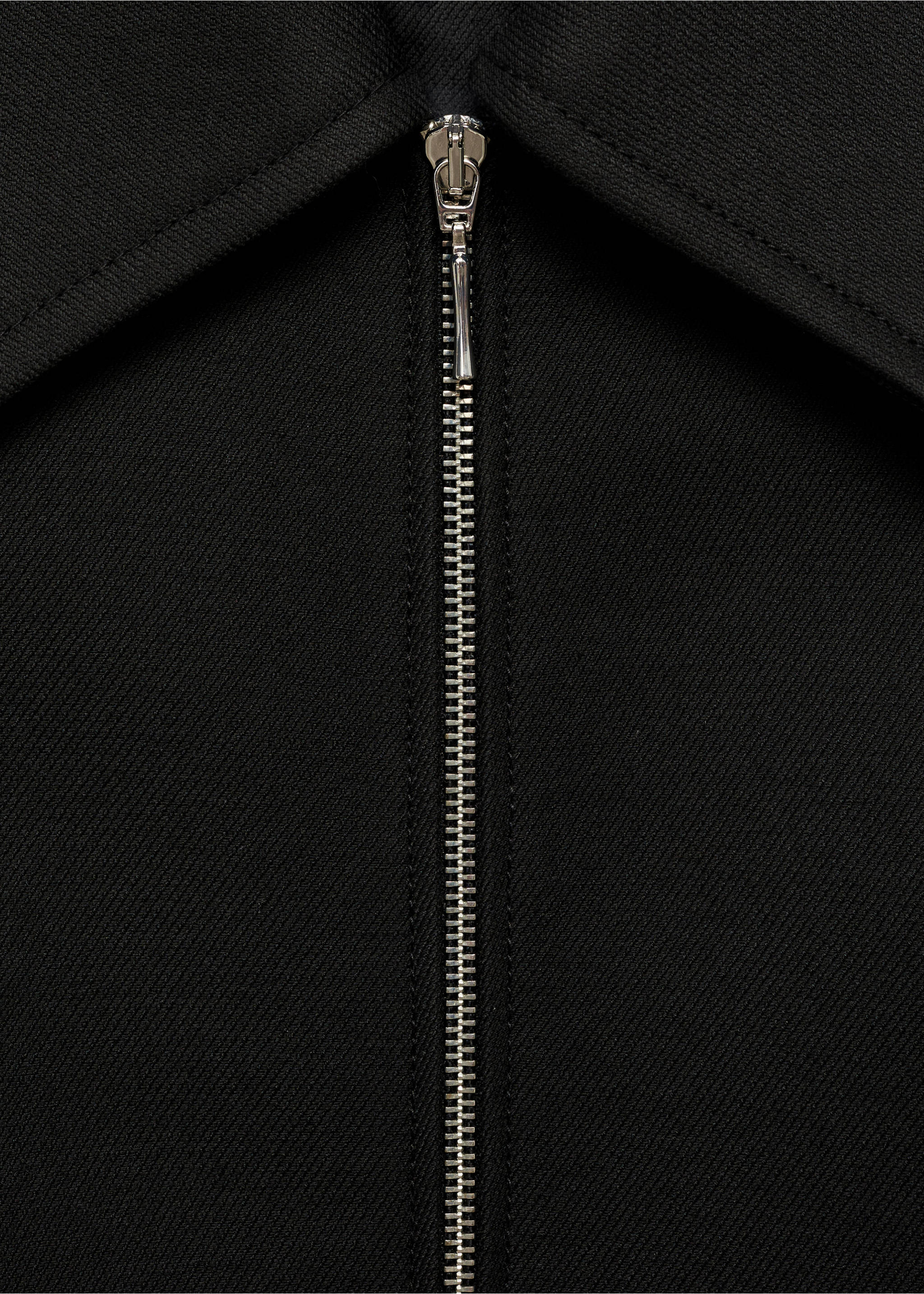 Zip straight-cut coat - Details of the article 8, Black. Ref: 77055648-00.